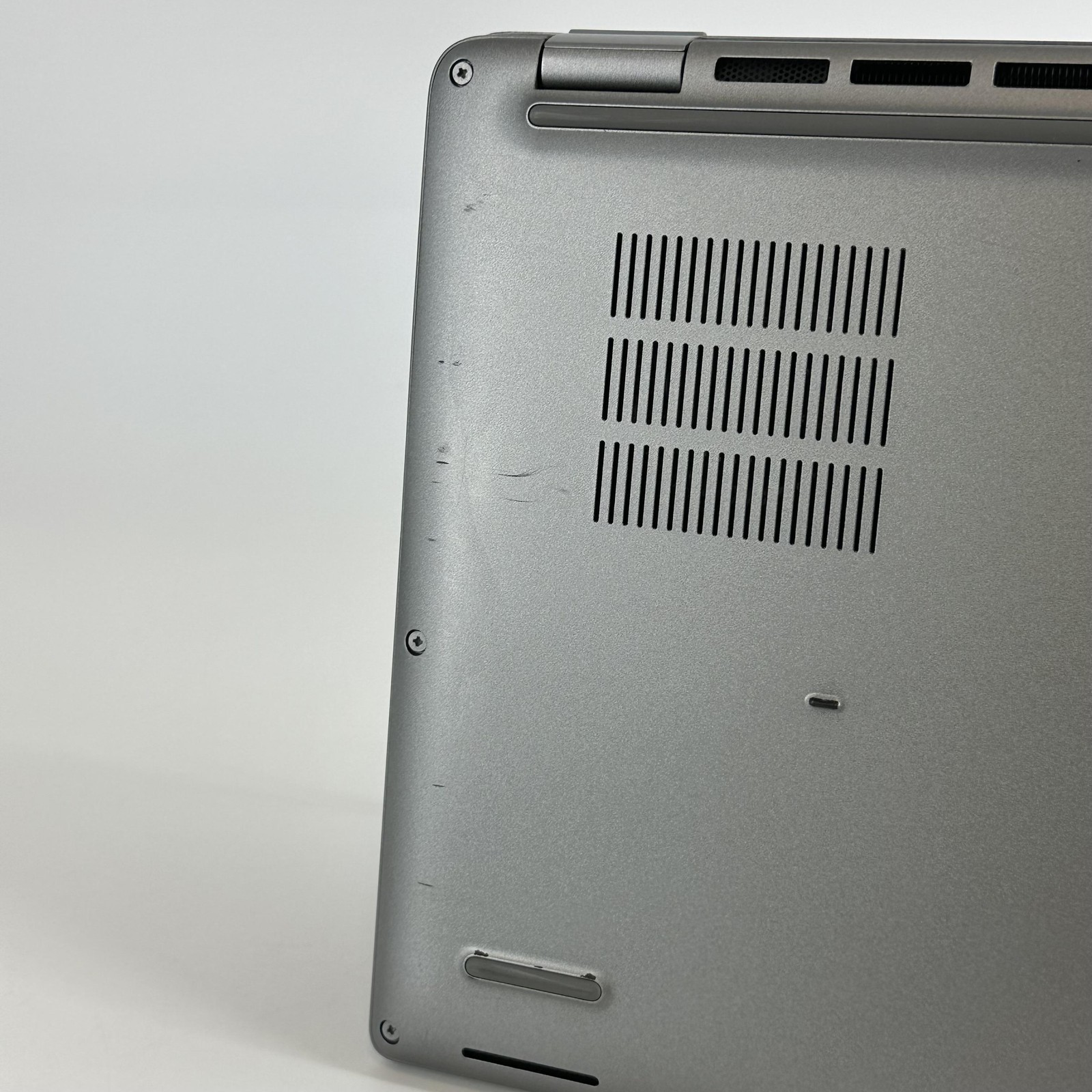 Dell Latitude 5440 14 Gray FHD TOUCH 1.8 GHz i7-1365U 16GB 512GB SSD Very Good