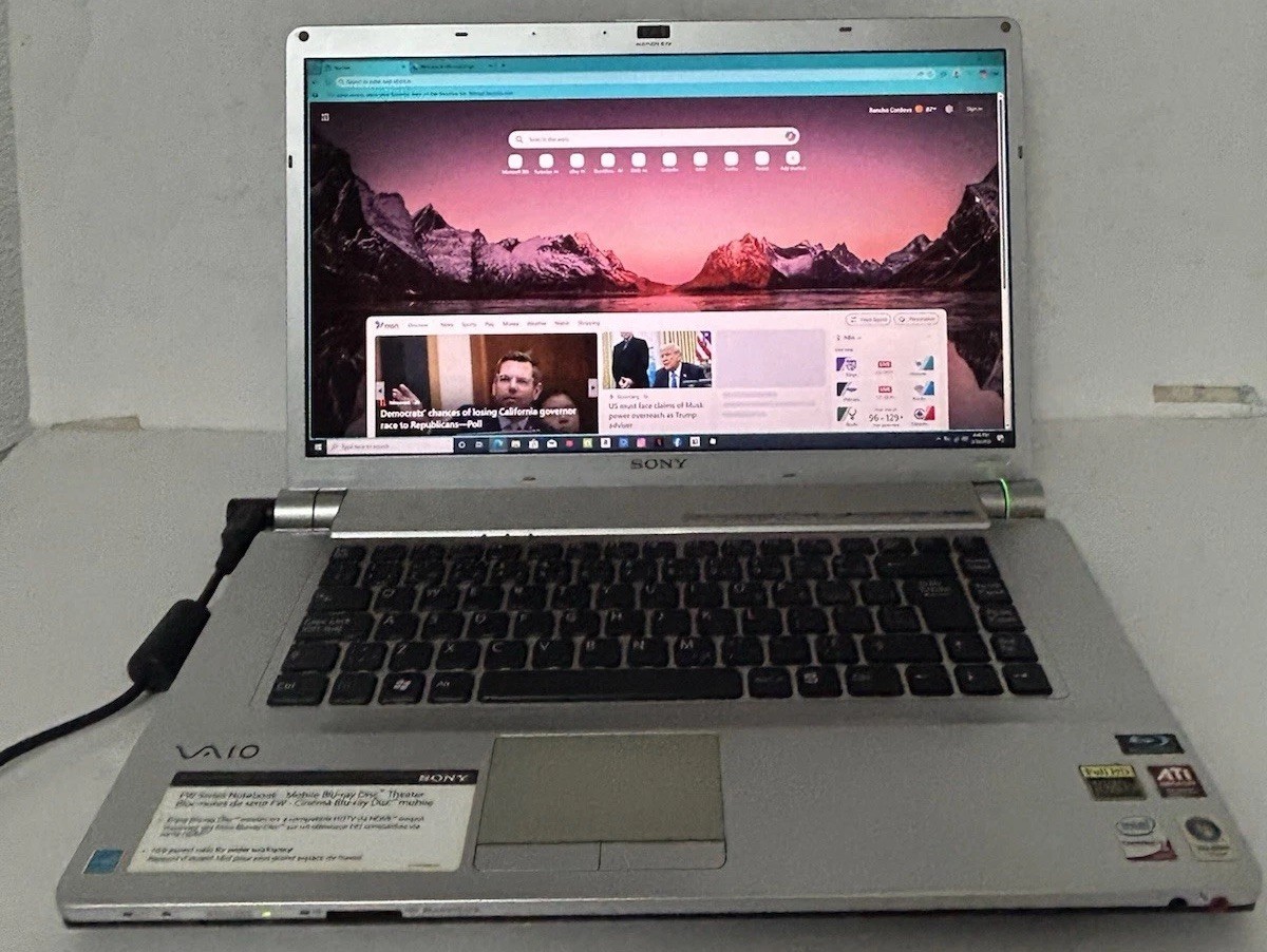 Sony PCG-3F1L VGN-FW300/355J 16.4″Intel Core 2Duo P8600 2.4GHz 4GB Ram-250GB HDD