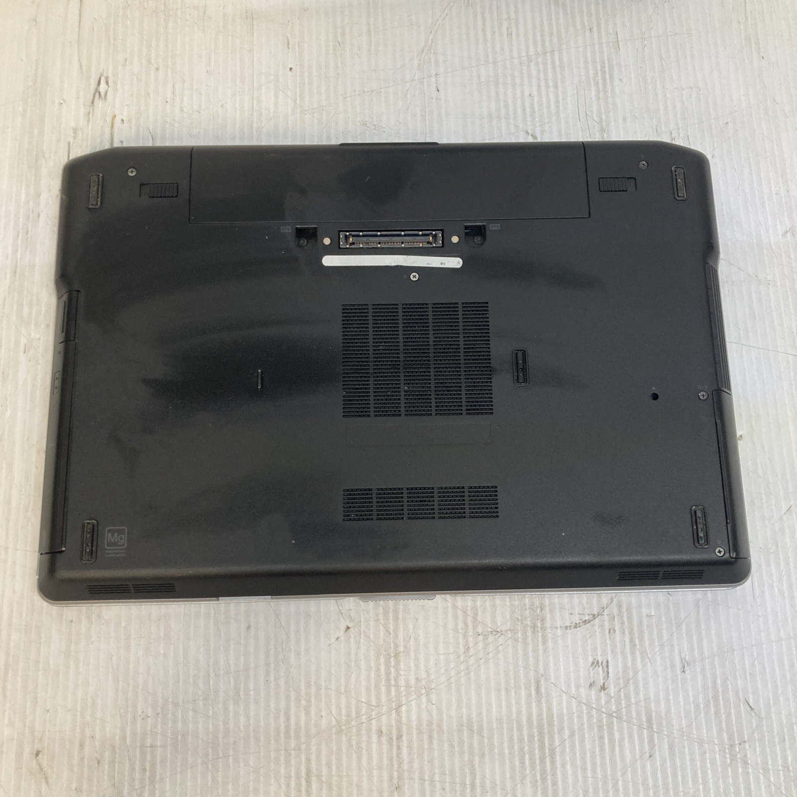 Dell Latitude E6430 i5-3320M 2.60GHz no RAM No HDD NO OS Boot to BIOS