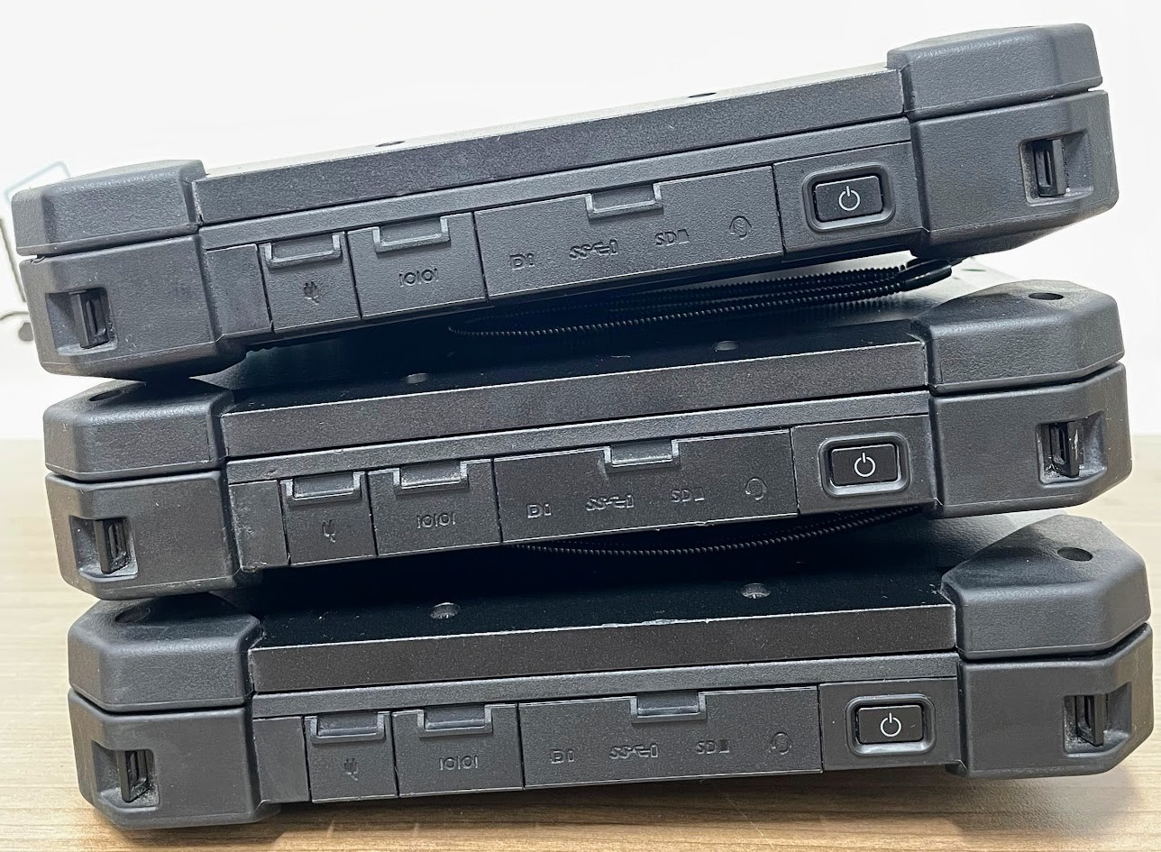 LOT 3 Latitude 7212 Rugged Extreme 11.6 W11P i3-7100U 2.4GHz 8gb RAM 256gb SSD