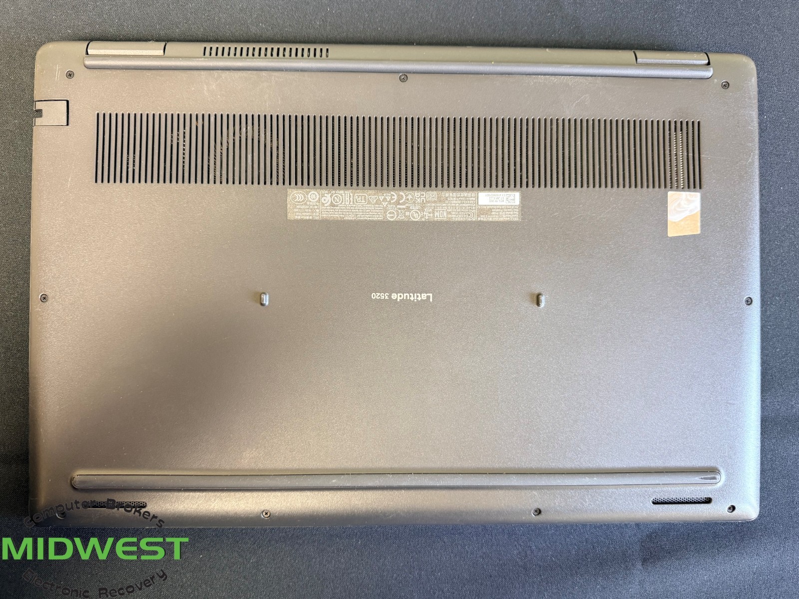 (Lot of 5) Dell Latitude 3520 i5-1135G7 4.2GHz 16GB 256GB SSD (Parts – See Desc)