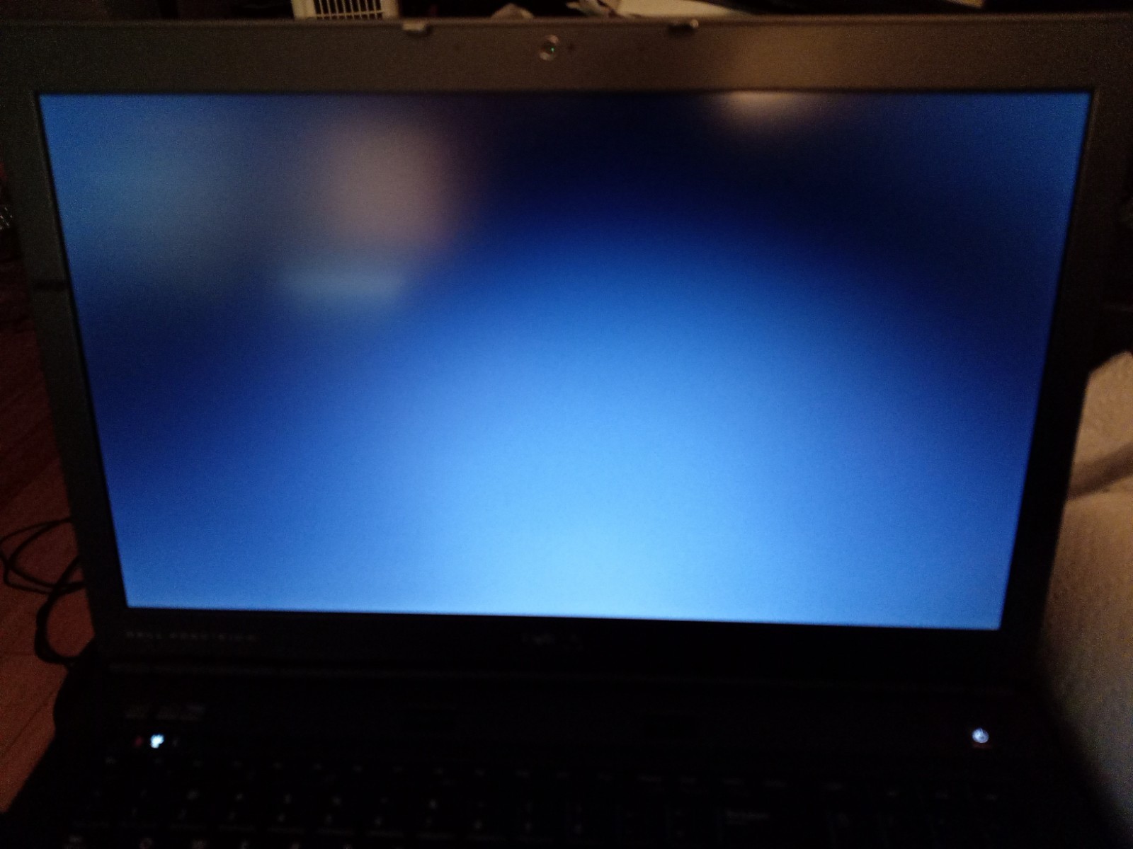 Dell Precision M6600 17.3″ Laptop – i7-2760QM / 8GB / 320gb / Win10 Dead Battery