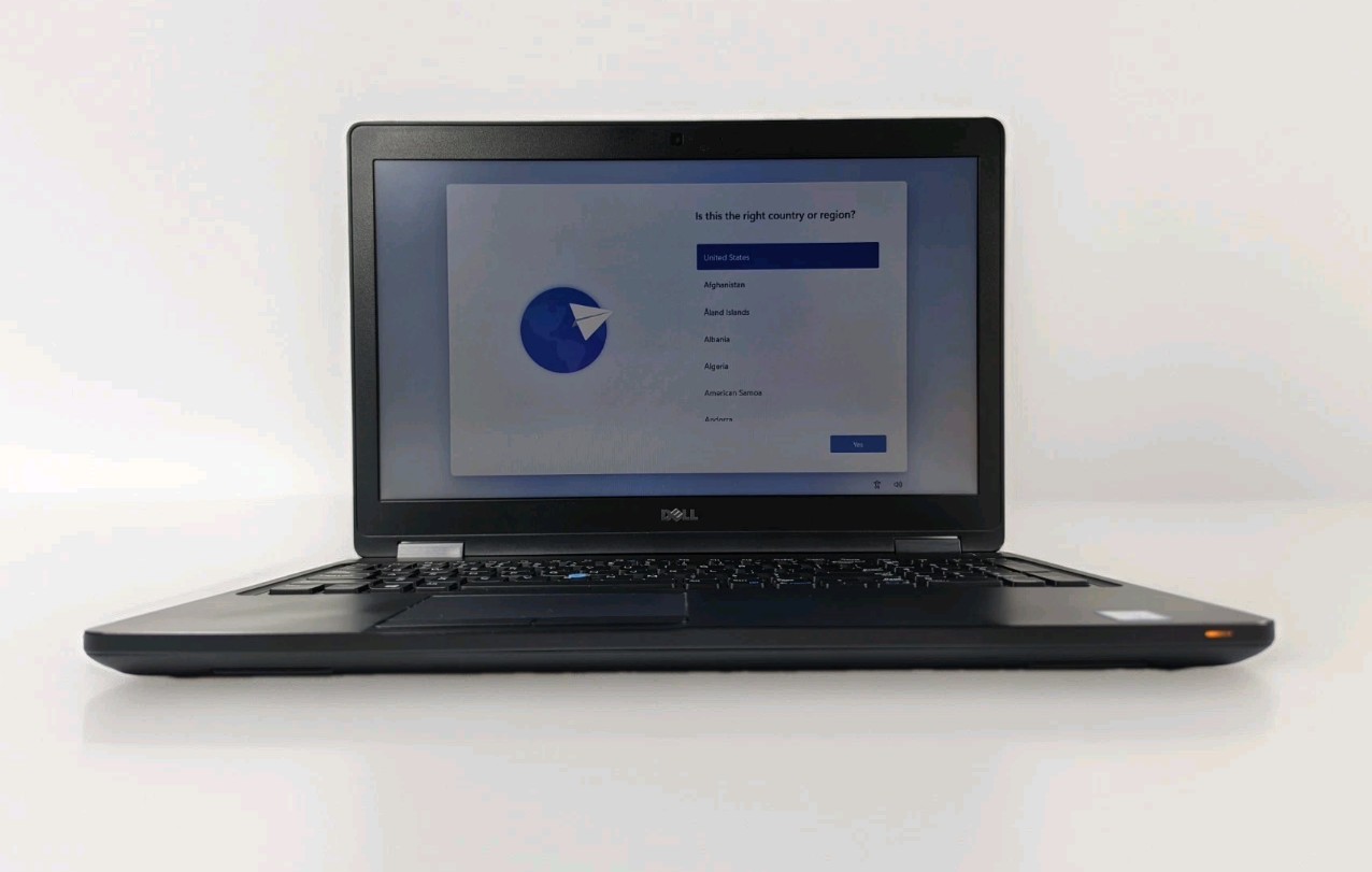 DELL Latitude 5580 Laptop Window 11 FHD Core i5 | 16GB RAM 500GB SSD