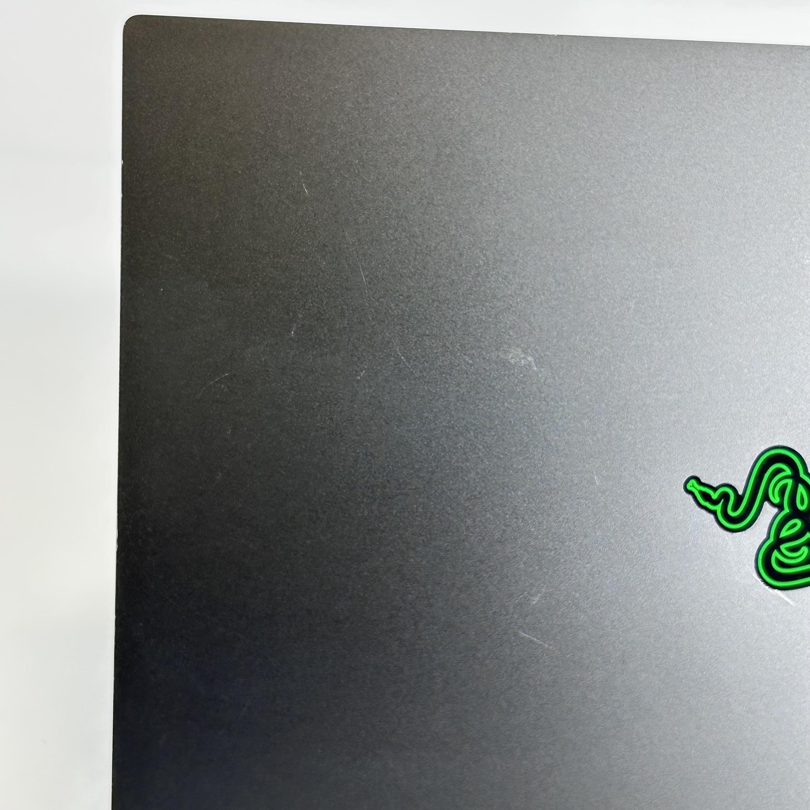 Razer Blade 14 2K 3.3 GHz Ryzen 9 5900HX 16GB 2TB SSD NVIDIA RTX 3080 Good