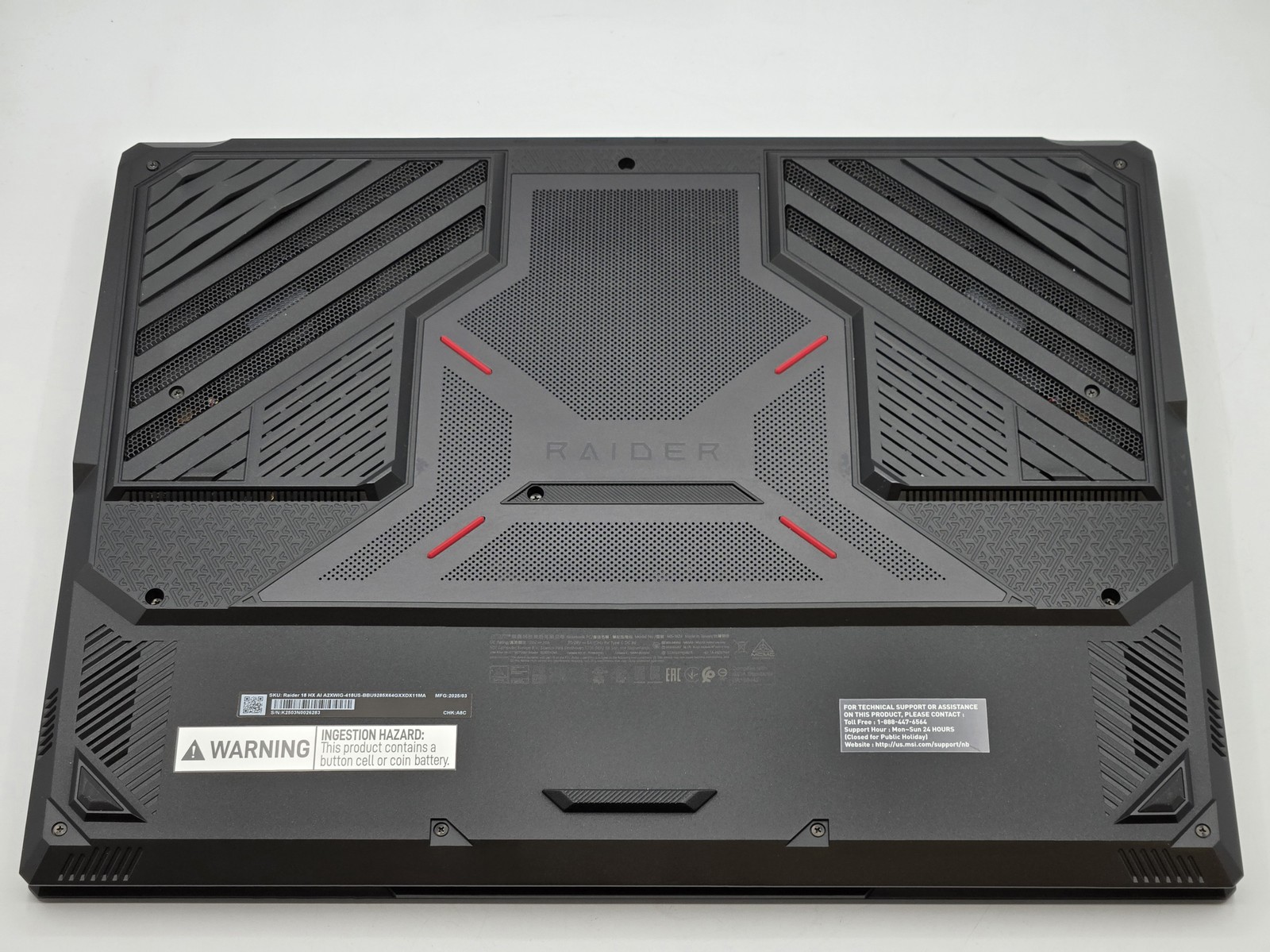 MSI Raider HX 18″ ULTRA 9 285HX 2TB 64GB W11 RTX 5080 Backlit FPR RGB 240Hz