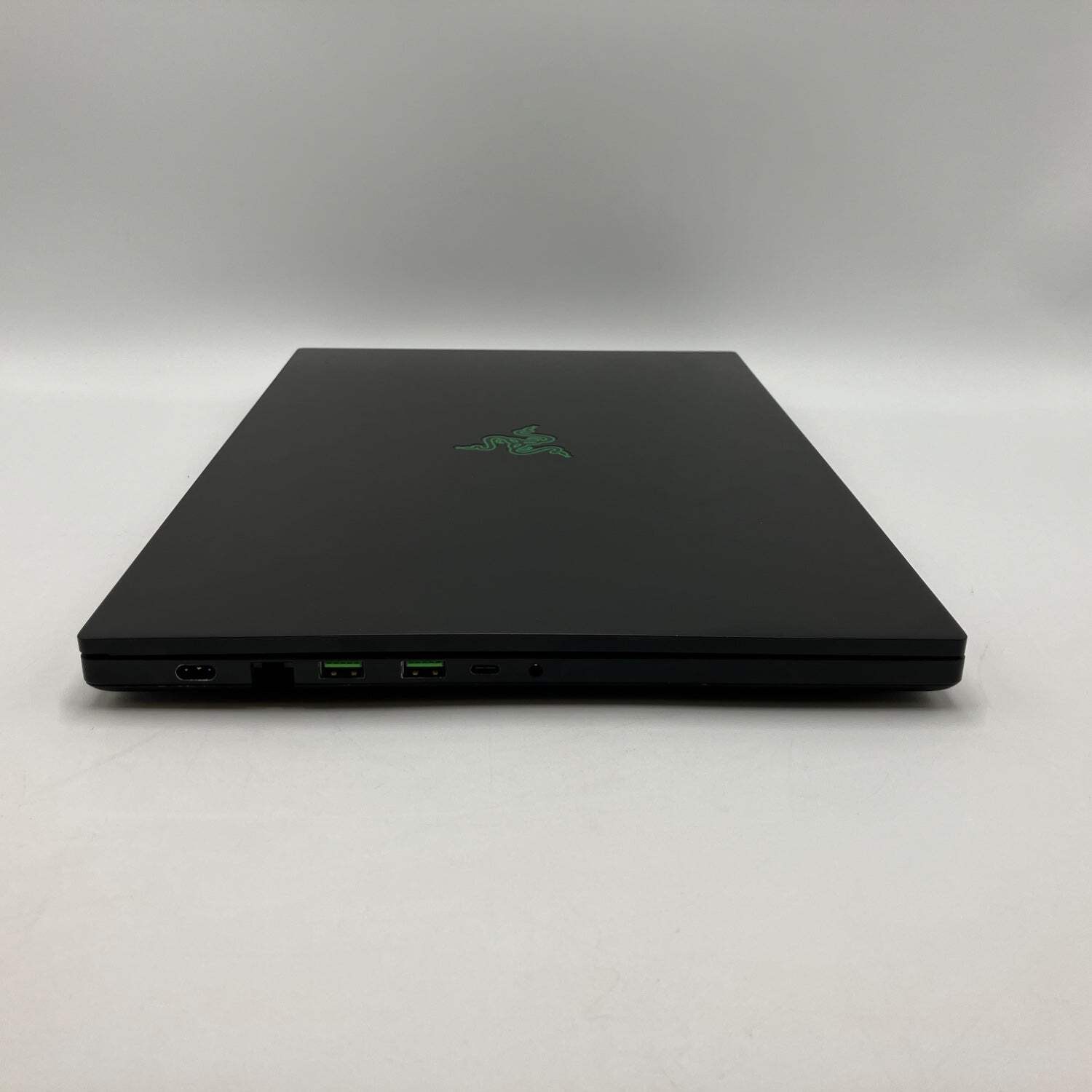 Razer Blade 17 RZ09-0423 17.3″ i9-12900H 16GB RAM 1TB SSD GeForce RTX 3070 Ti