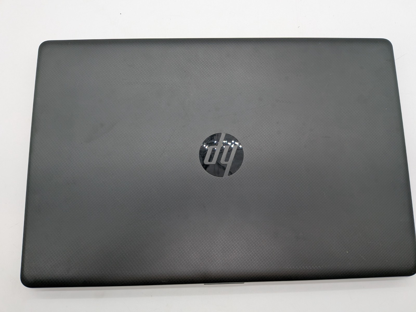 HP 17z-ca100 AMD Ryzen 3 3200u Windows 10 FOR PARTS/REPAIR ONLY!