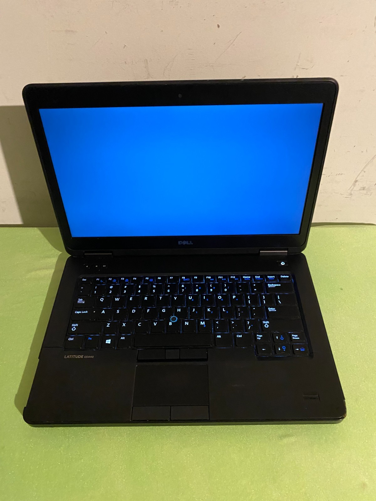 Dell Latitude E6540 14” i5-4300m 2.90ggz 8GB RAM,256gb SSD Win 11 Dvd Hdmi