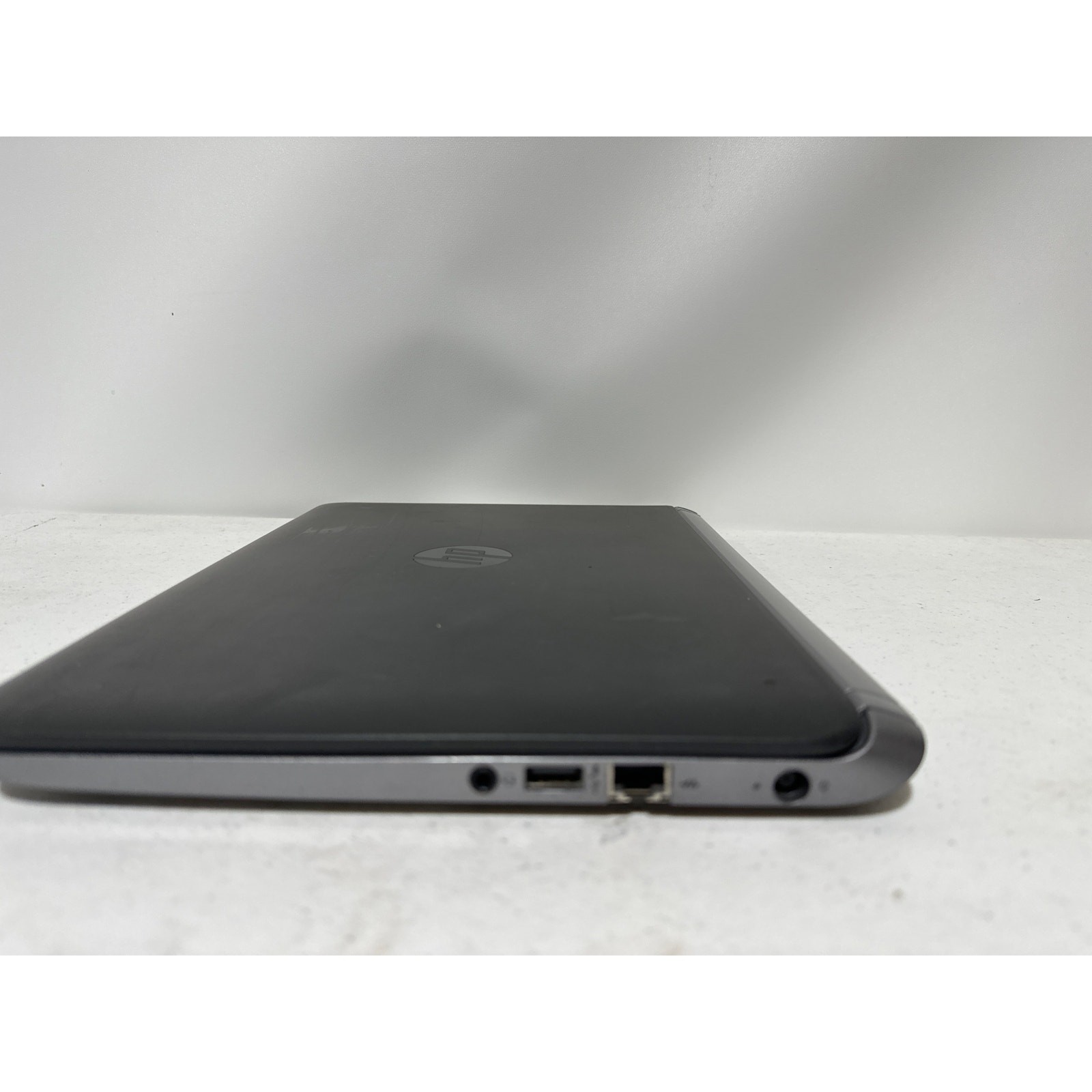 HP ProBook 430 G2 13.3″ i3-4005u 1.7GHz 4GB RAM 500GB HHD Wind 10 home