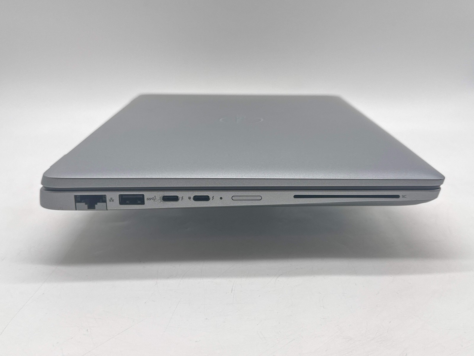 2025 Dell Latitude 5450 14″ Core Ultra 7 165U 16GB 512GB SSD w/ Charger