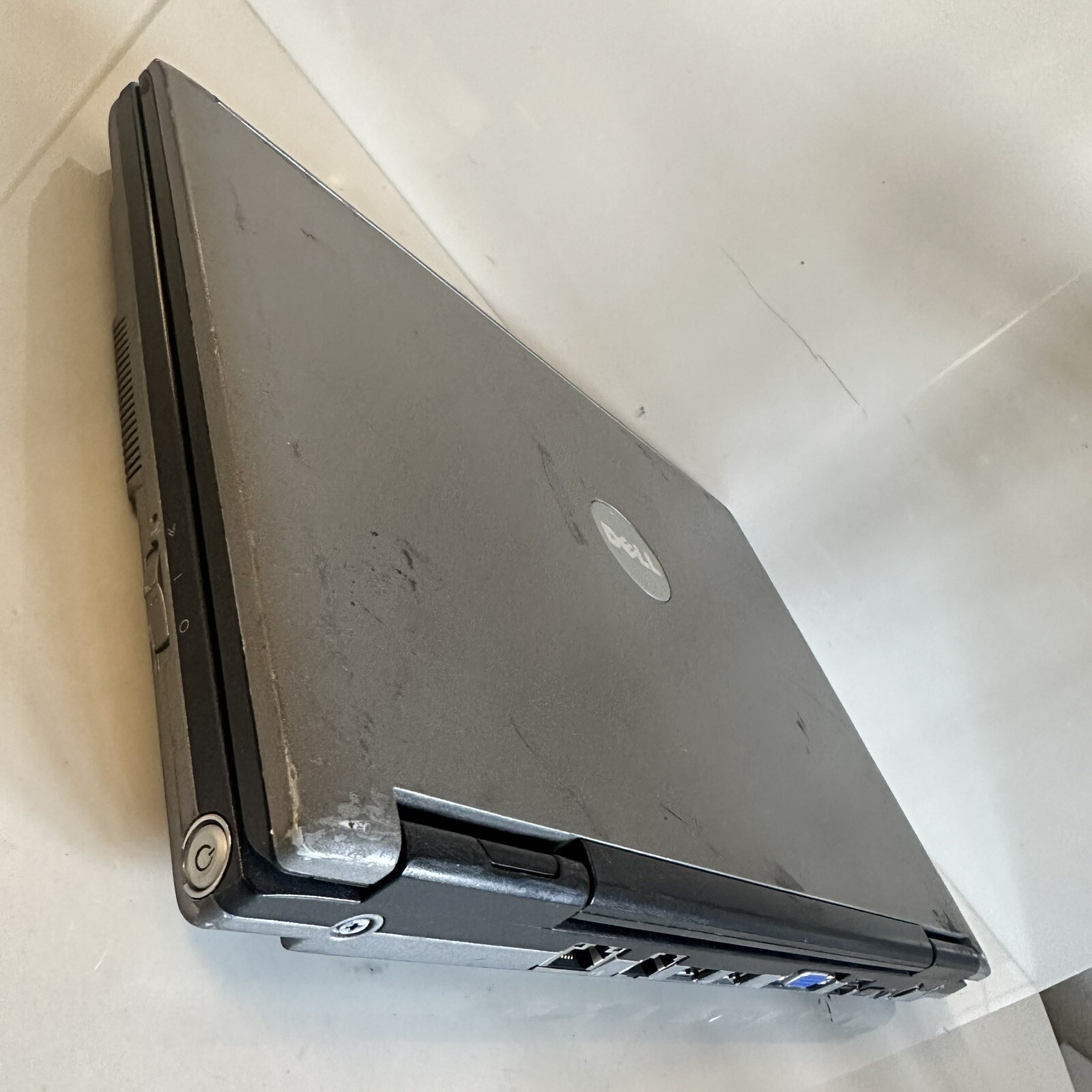 Dell Latitude D420 12.1” Laptop Intel Core 1.06GHz 512MB RAM No HDD