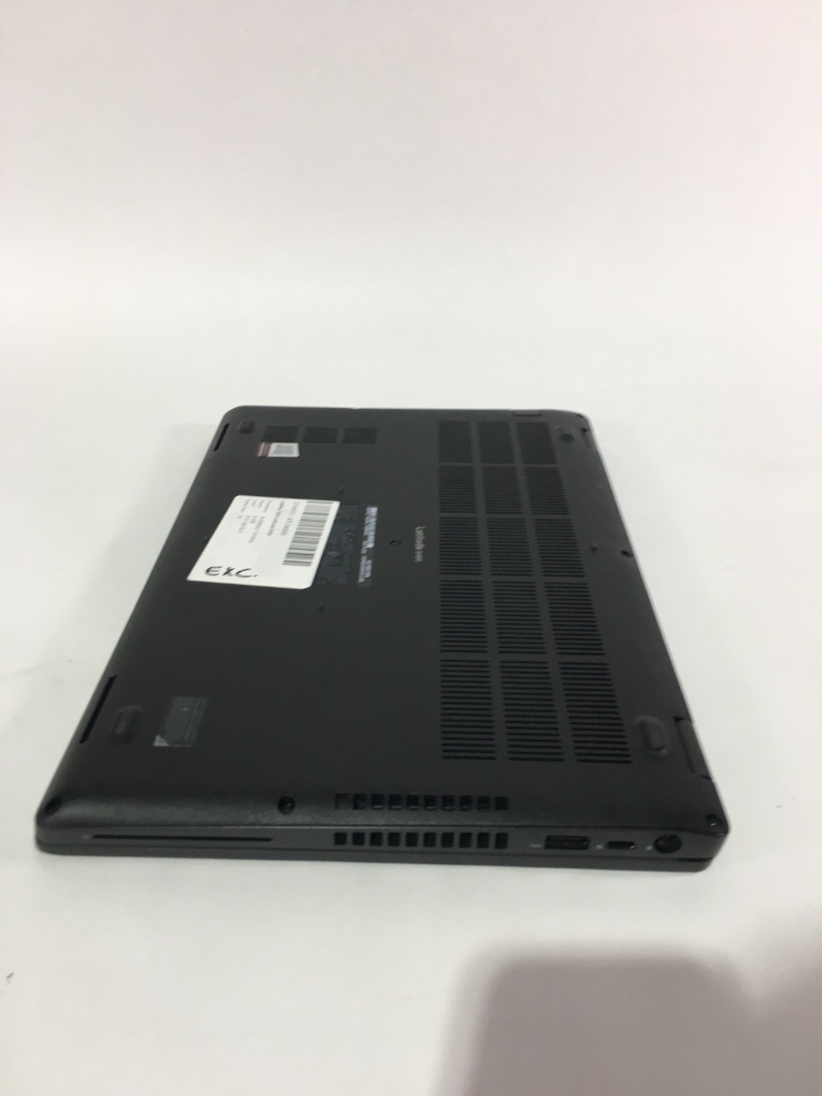 Dell Latitude 5400 14″ Laptop Core i5 8265U 8GB 512GB Windows 11 P