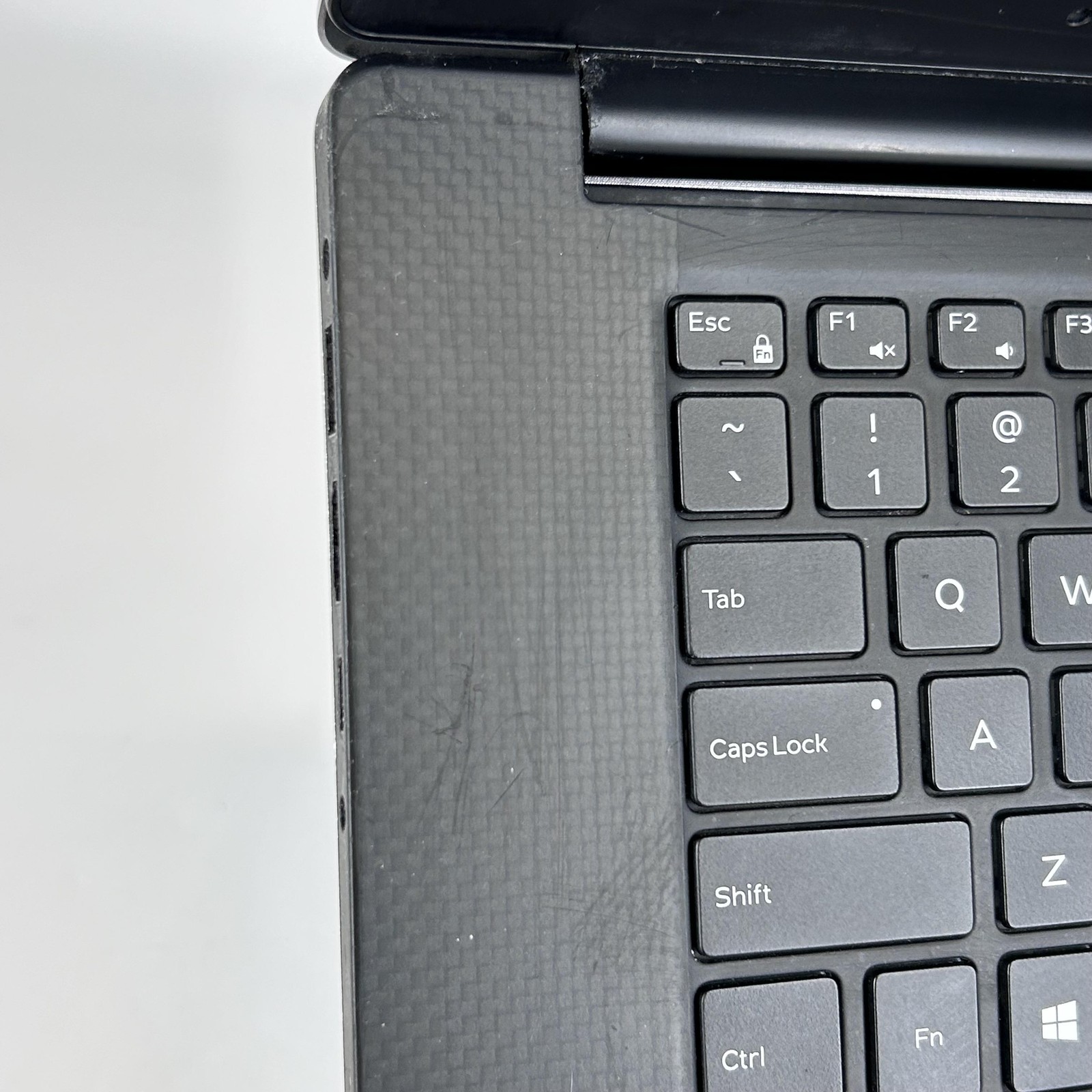 Dell XPS 15 9550 FHD i7-6700HQ 2.60GHz 16GB 1TB SSD GTX 960M Good
