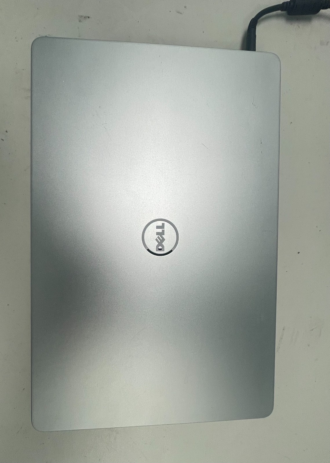 Dell Inspiron 17 7000 7737 17.3” Touchscreen Intel i5-4200U 8 GB RAM 750 GB