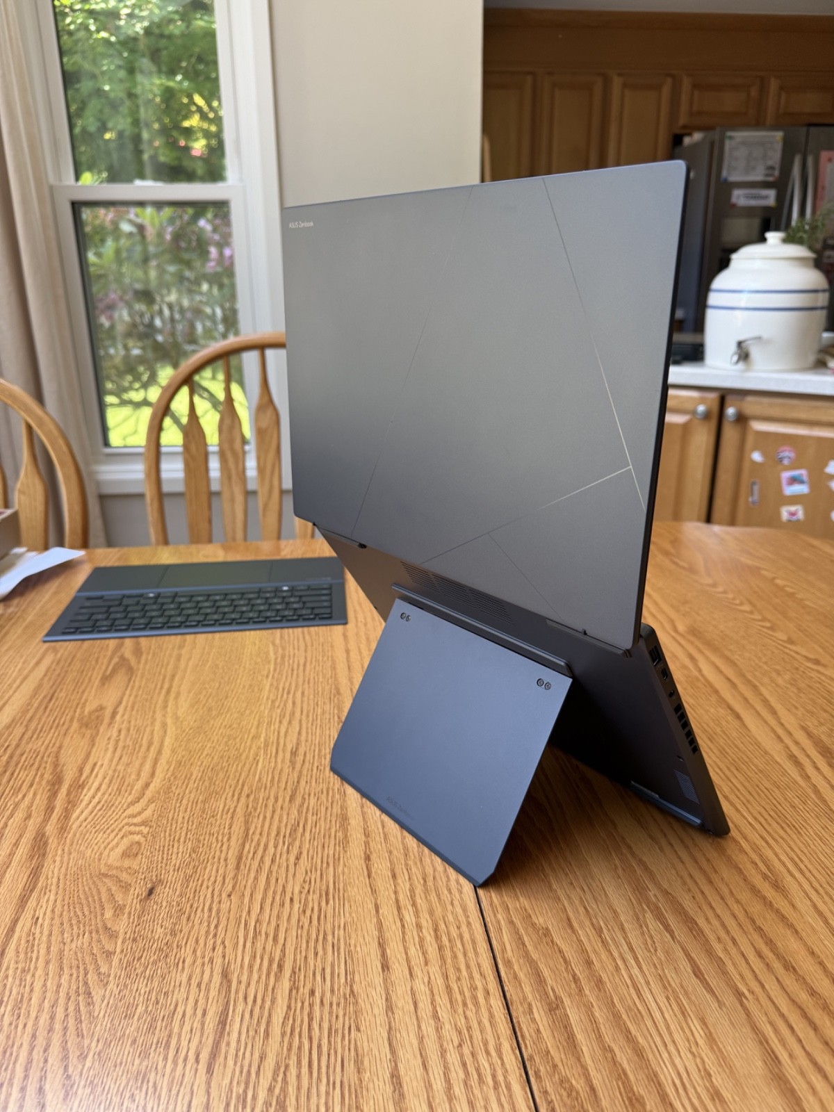 Asus Zenbook Duo 14, Ultra 9-285h, 4TB Evo 990, 32gb Ram, Win 11 Pro, Office ’21