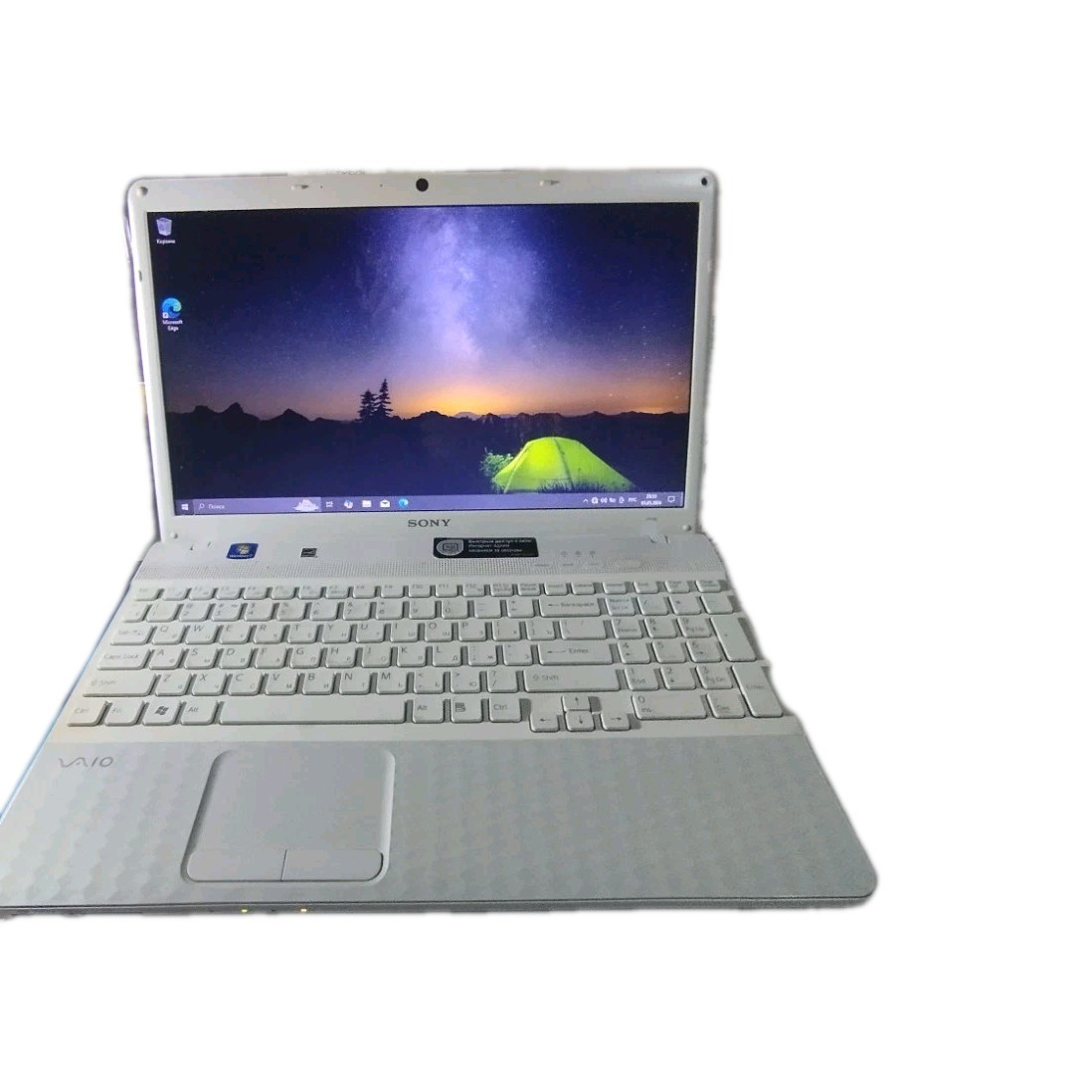 Sony VAIO VPCEL2S1R/W 500 gb SDD 6GB Ram Windows 7 Home 64 AMD