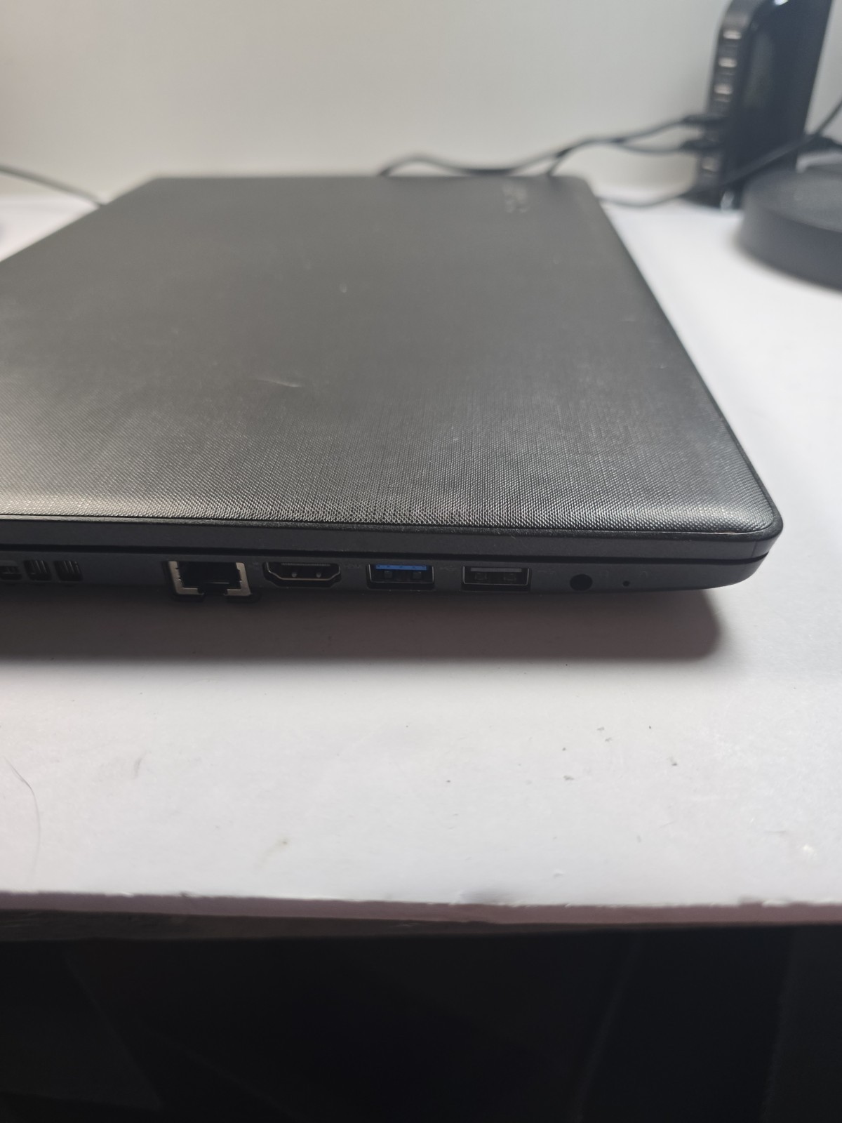 Lenovo IdeaPad 110-15ISK 80UD Windows 10 Pre-owned Tested Works Great