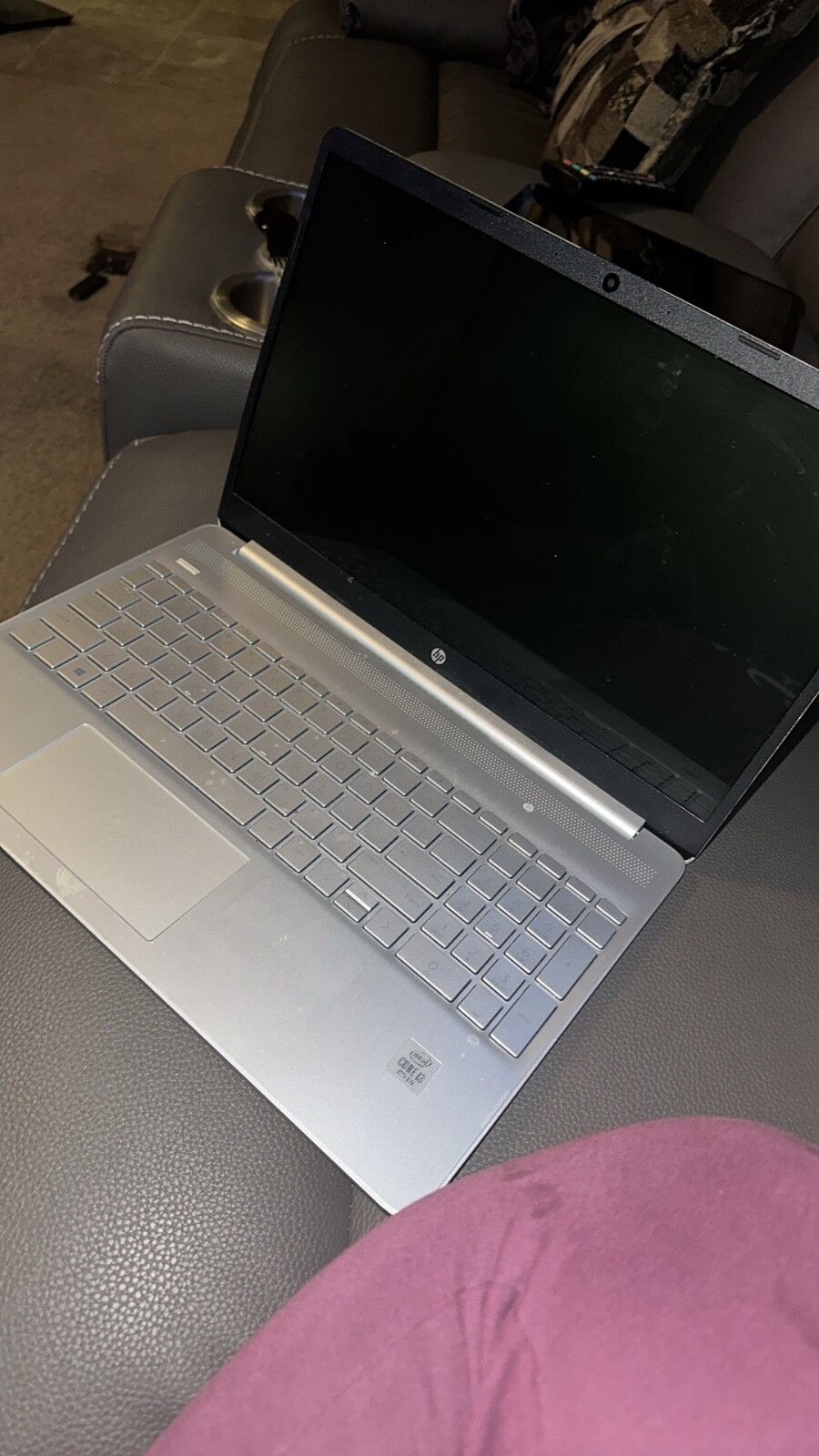 HP 14-DQ5043CL 14 in (512GB SSD, Intel Core i3 12th.Gen., 3.3GHz, 8GB RAM)…