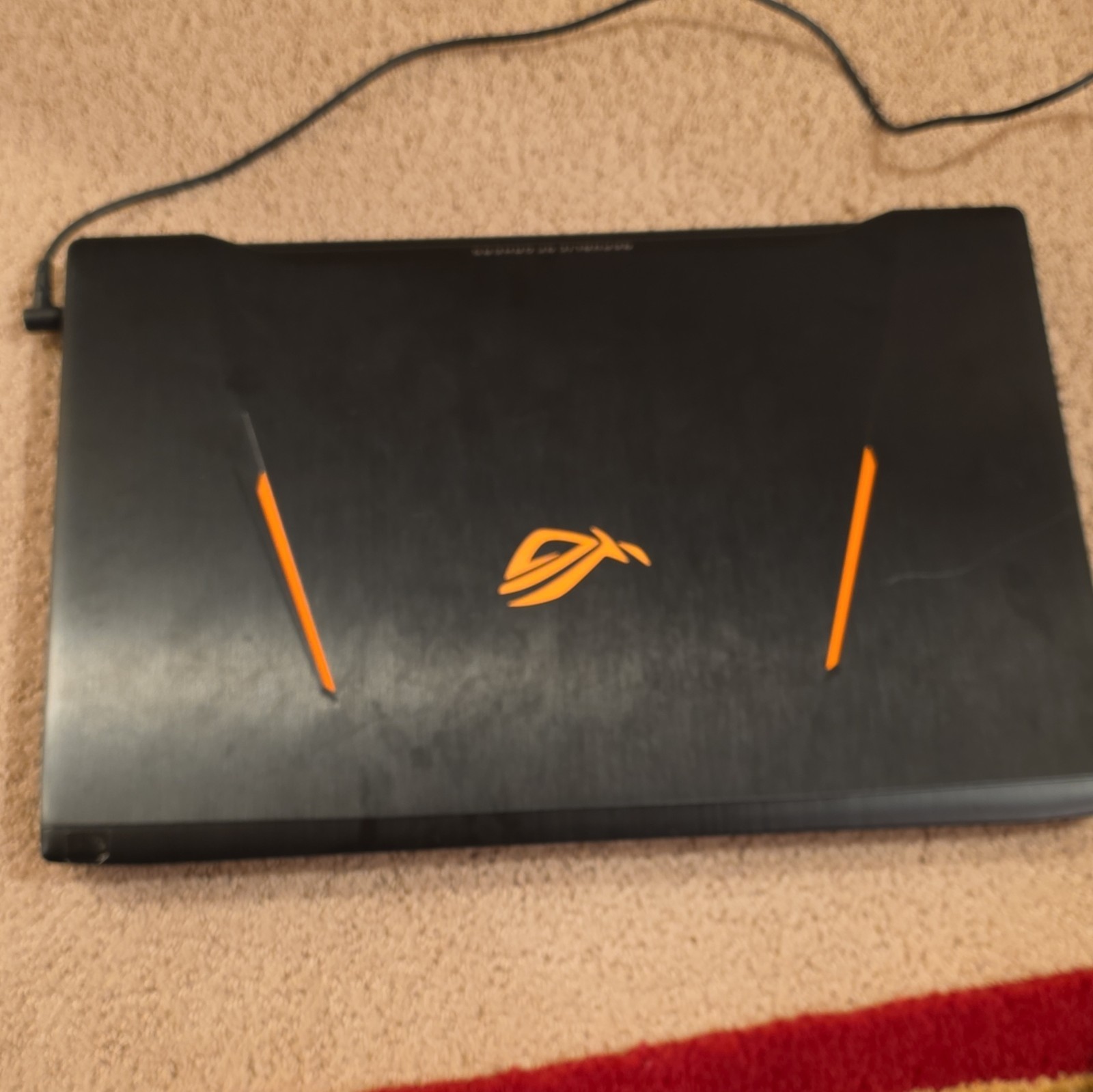 ASUS ROG Strix GL702V 17in i7-6700HQ/GTX 1060/16GB DDR4/512 GB SSD/1080P
