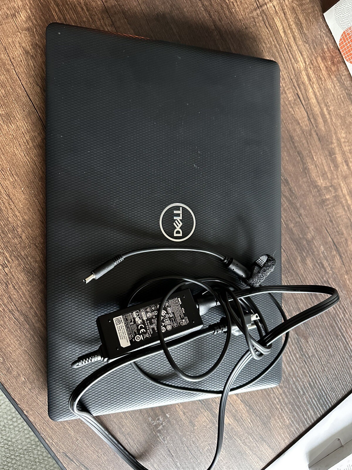 Dell Inspiron 3585 15.6 AMD Ryzen 3 2200U 2.5GHz 8GB Ram 256GB SSD Win 11 Home