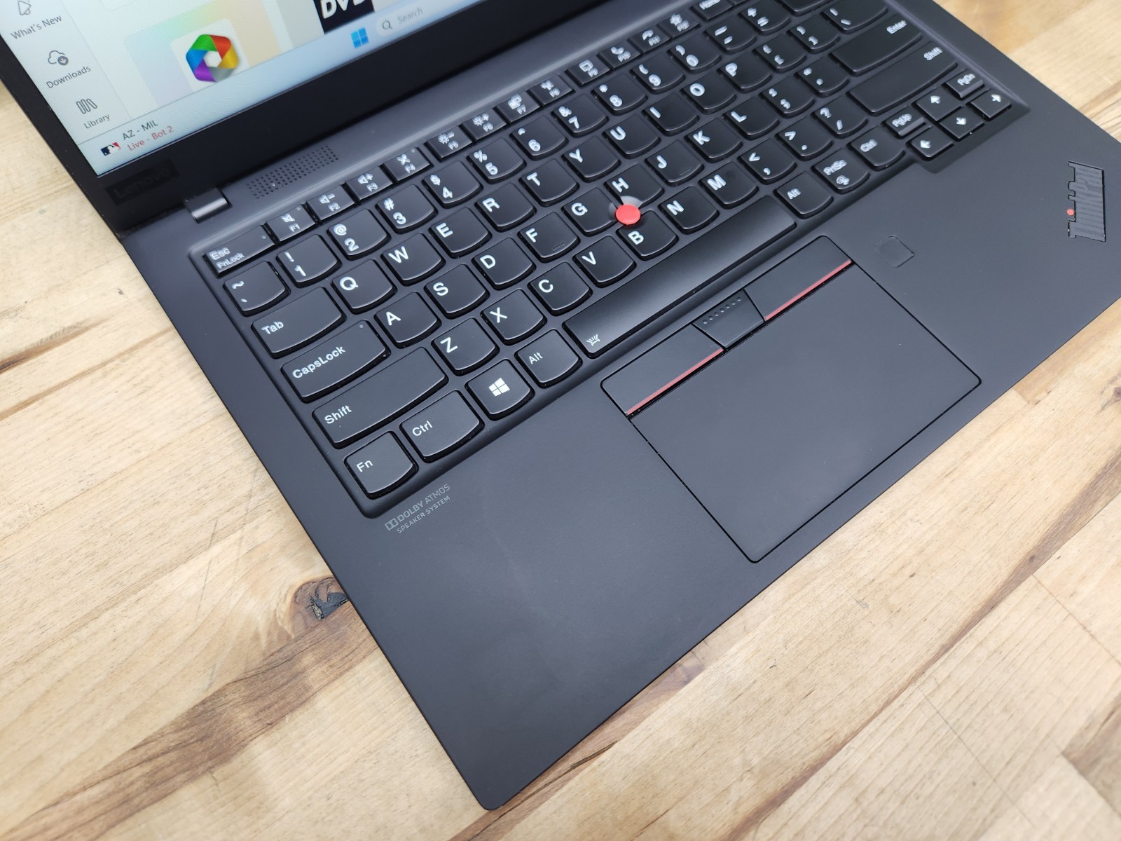 Lenovo ThinkPad X1 Carbon Gen 8 14″ QHD i7-10610U 16GB 256GB SSD Windows 11 Pro~