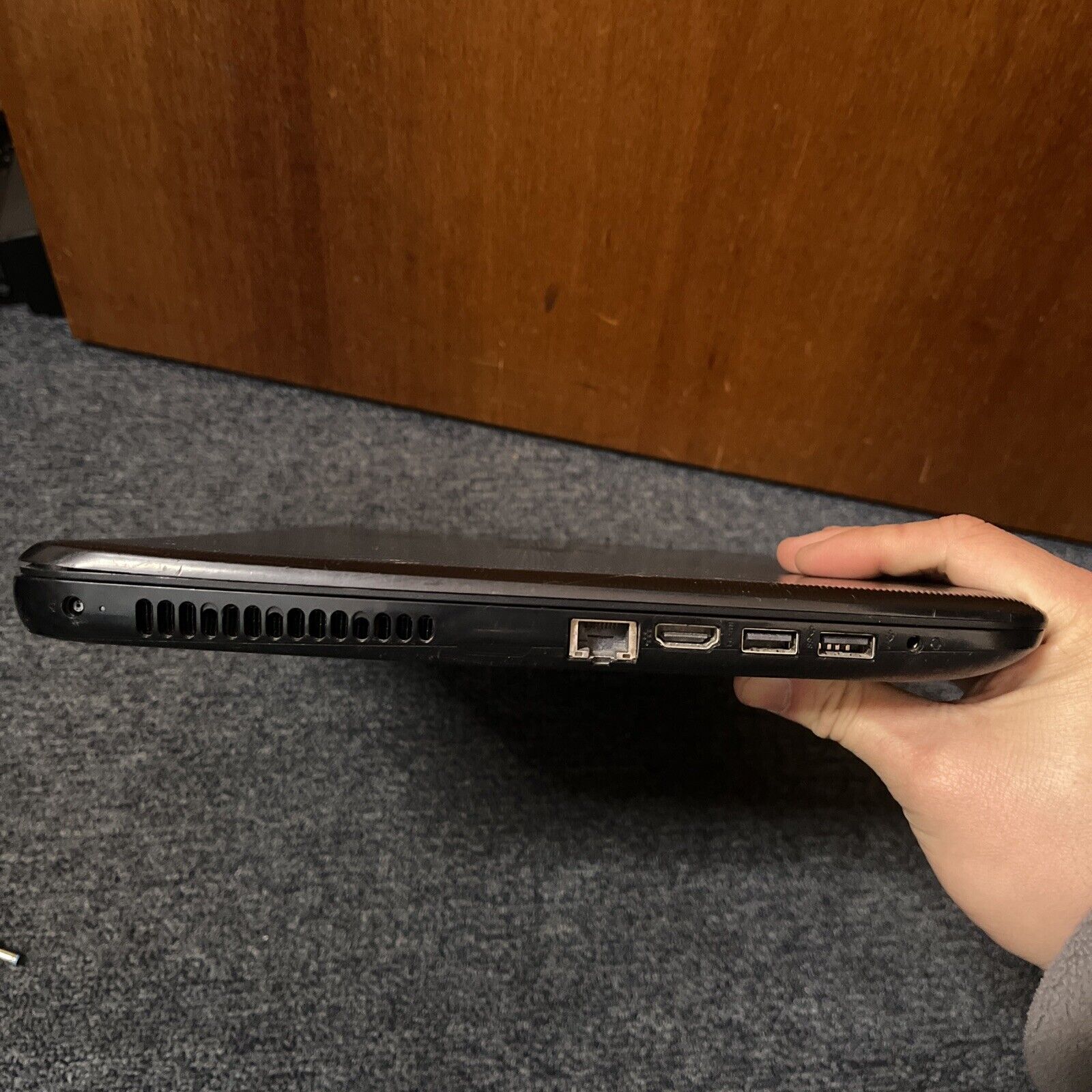 HP TPN-C125 i5-6200U 2.3Ghz 15.6″ 8gb RAM 1tb *Flat Battery & Key Missing*