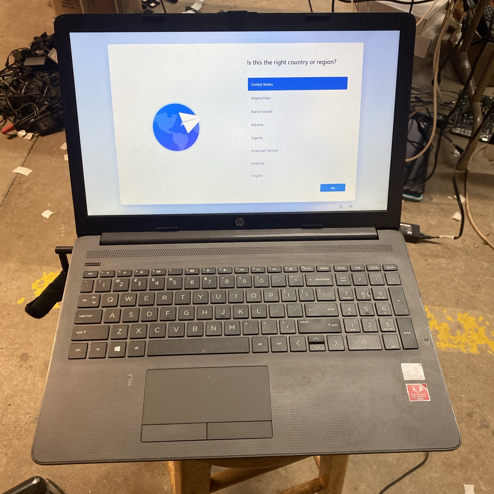HP 255 G7 Ryzen 3 2200u 2.5GHz, 8GB Ram, 256GB SSD, Windows 11
