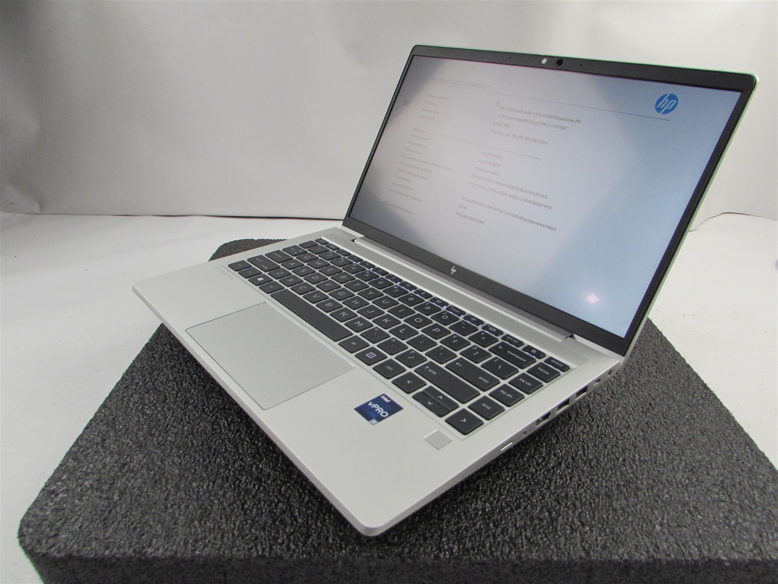 HP ELITEBOOK 640 (G9) 1920X1080 FHD TOUCHSCREEN I7-1270P NO SSD 8GB RAM NO O.S