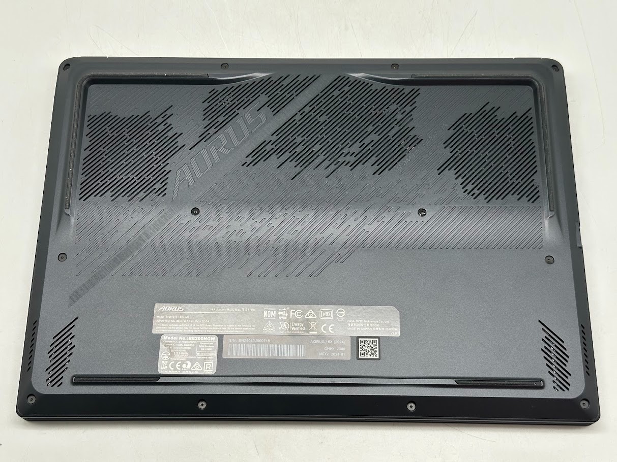 GIGABYTE – AORUS 16X (2024) 165Hz 2560×1600 RTX4070 i7-14650HX 32GB/1TB