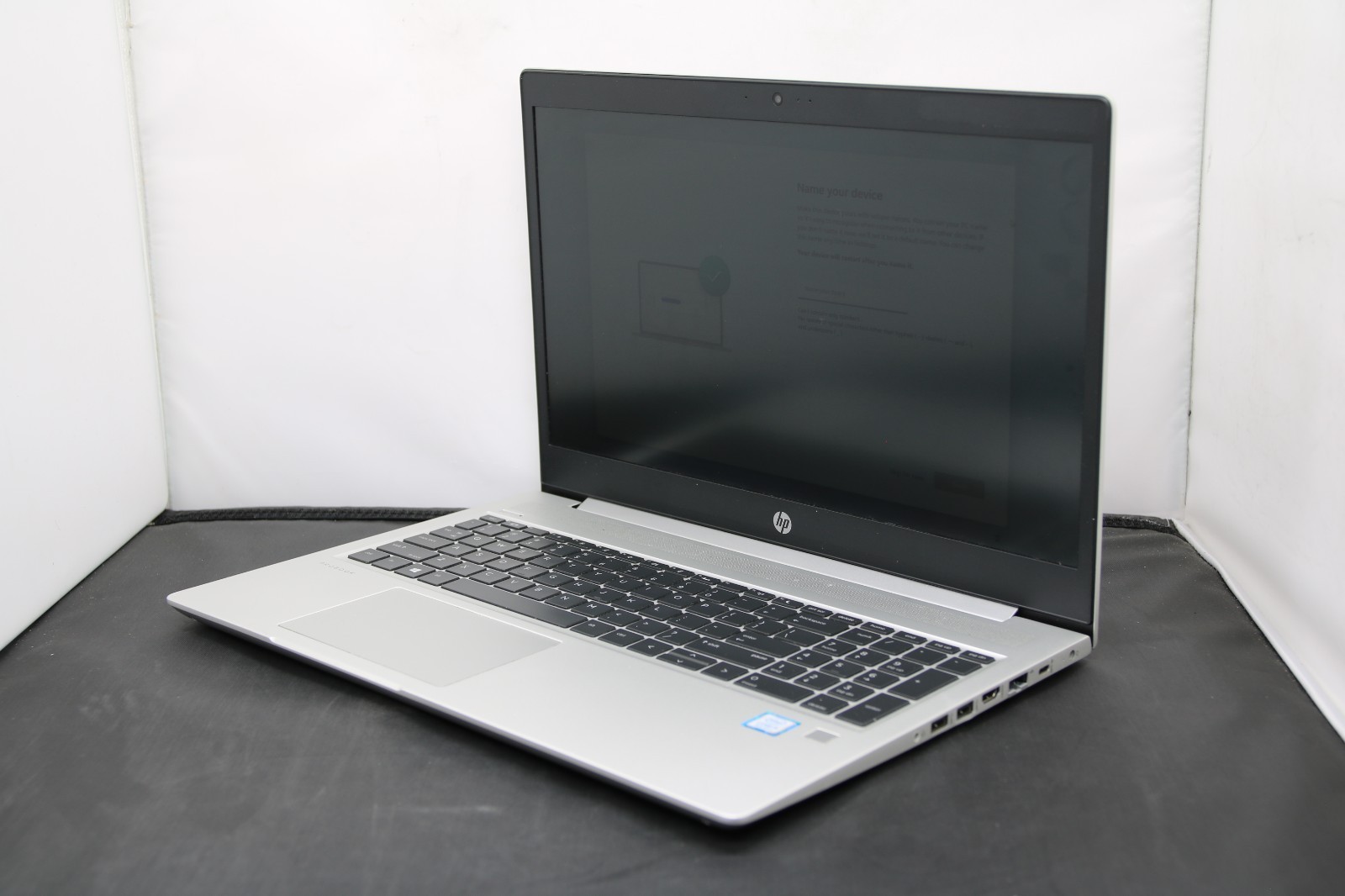 HP ProBook 450 G6 15.6″ – i5-8265U – 8GB, 256GB, Win 11 +USB-C Adapter *Bad Keys