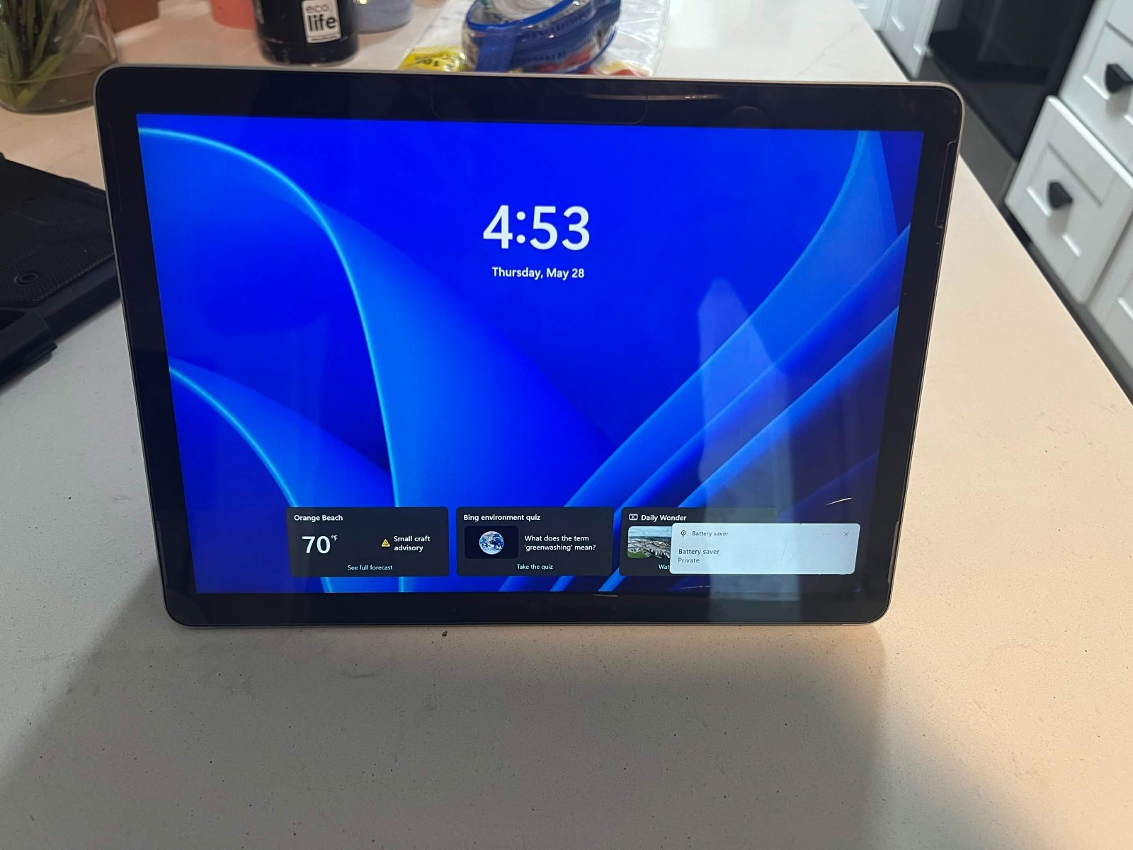 Microsoft Surface Go 3 (64GB SSD, Intel Pentium Gold 6500Y, 1.1 GHz, 64GB)