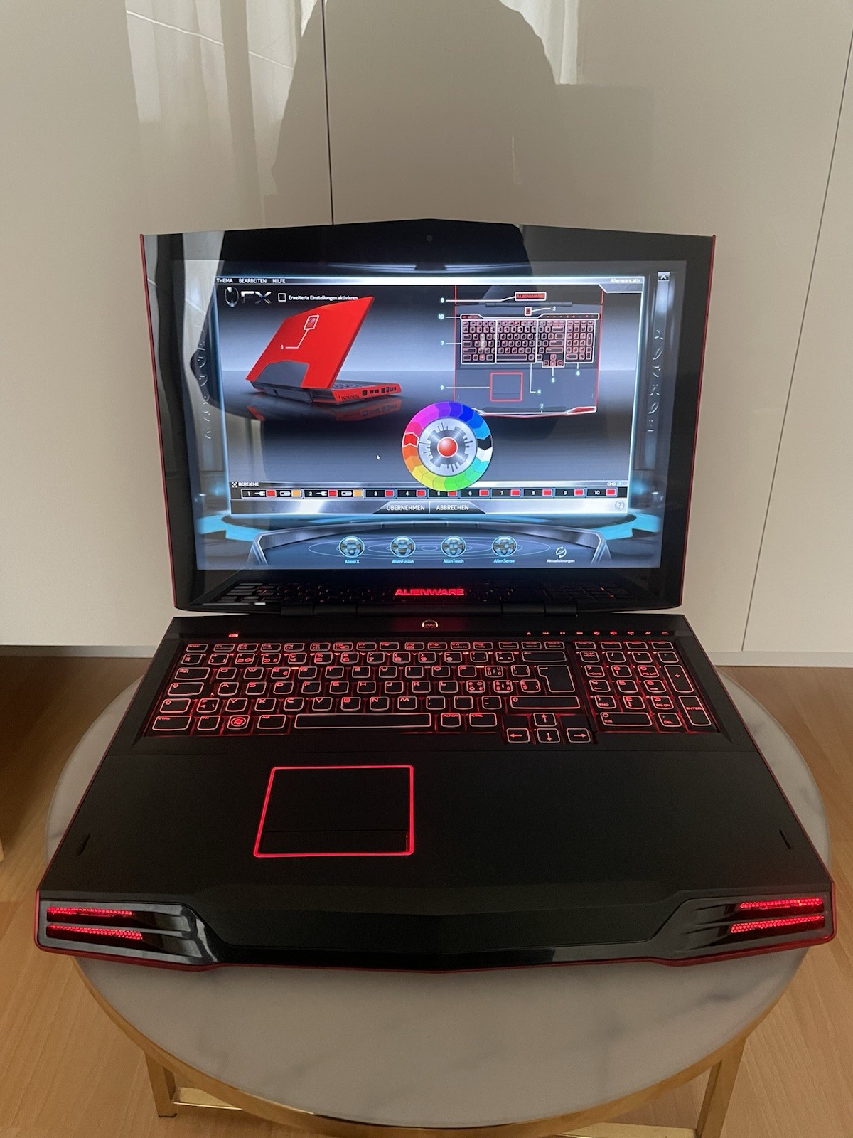 Alienware M17x R2 Nebula Red | 219h Runtime | 1200p | 77% Battery Health | MINT