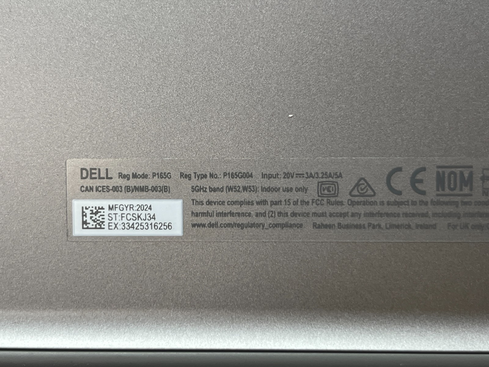 DELL LATITUDE 5450 ULTRA 5-135U@4.40GHz 8GB NO SSD/OS *Check Pictures*