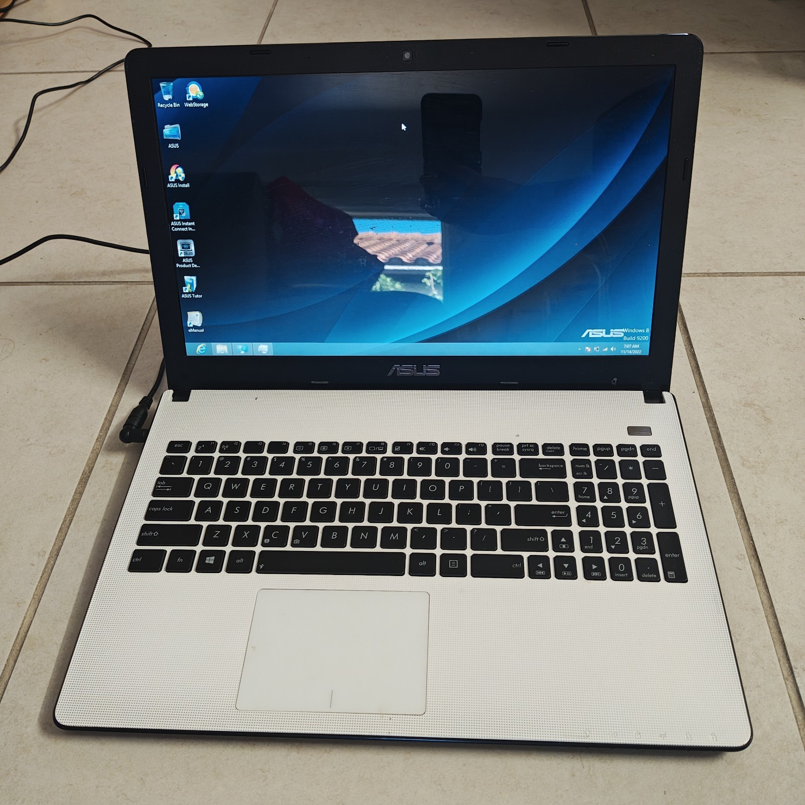 ASUS X501A AR5B125 15.6″ Win8 Laptop – 500GB HDD/4GB RAM – *READ DESC* #3932