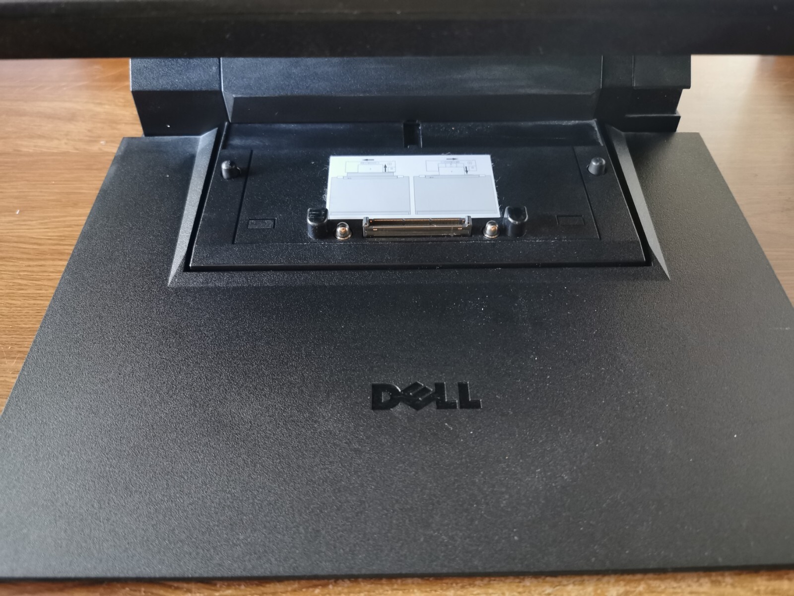 Dell M4500 i7 X940 2.13 GHz 8GB 1TB SSD Docking Station Monitor Stand Combo