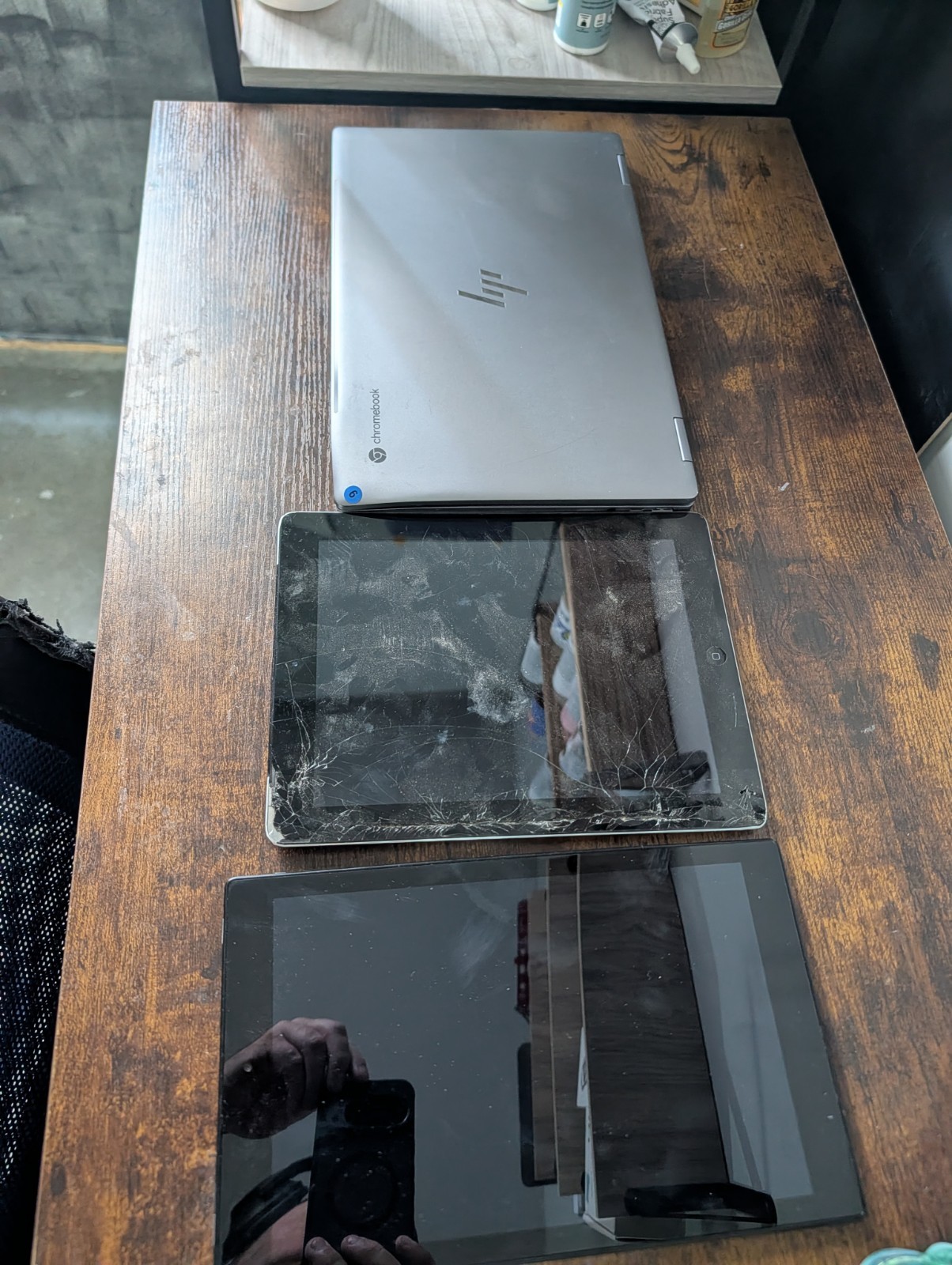 HP 14c-ca0053dxnr Chromebook, iPad 3rd Gen , Amazon 10″ 5th Gen Cracked Screens