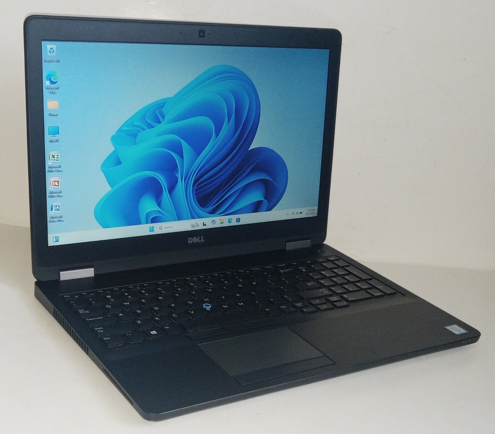Dell Latitude E5570 i5-6300U 2.40GHz 8GB RAM 128GB SSD Webcam Backlit Win 11 Pro