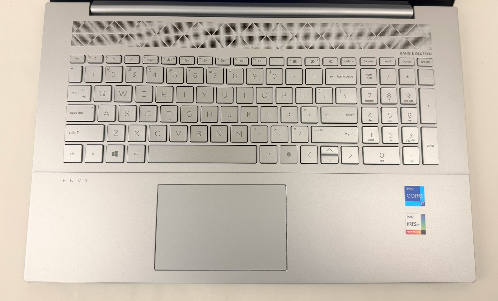 HP Envy 17t-cg100 CTO 17.3″ FHD Touch i7-1165G7 16GB 1TB SSD W11H