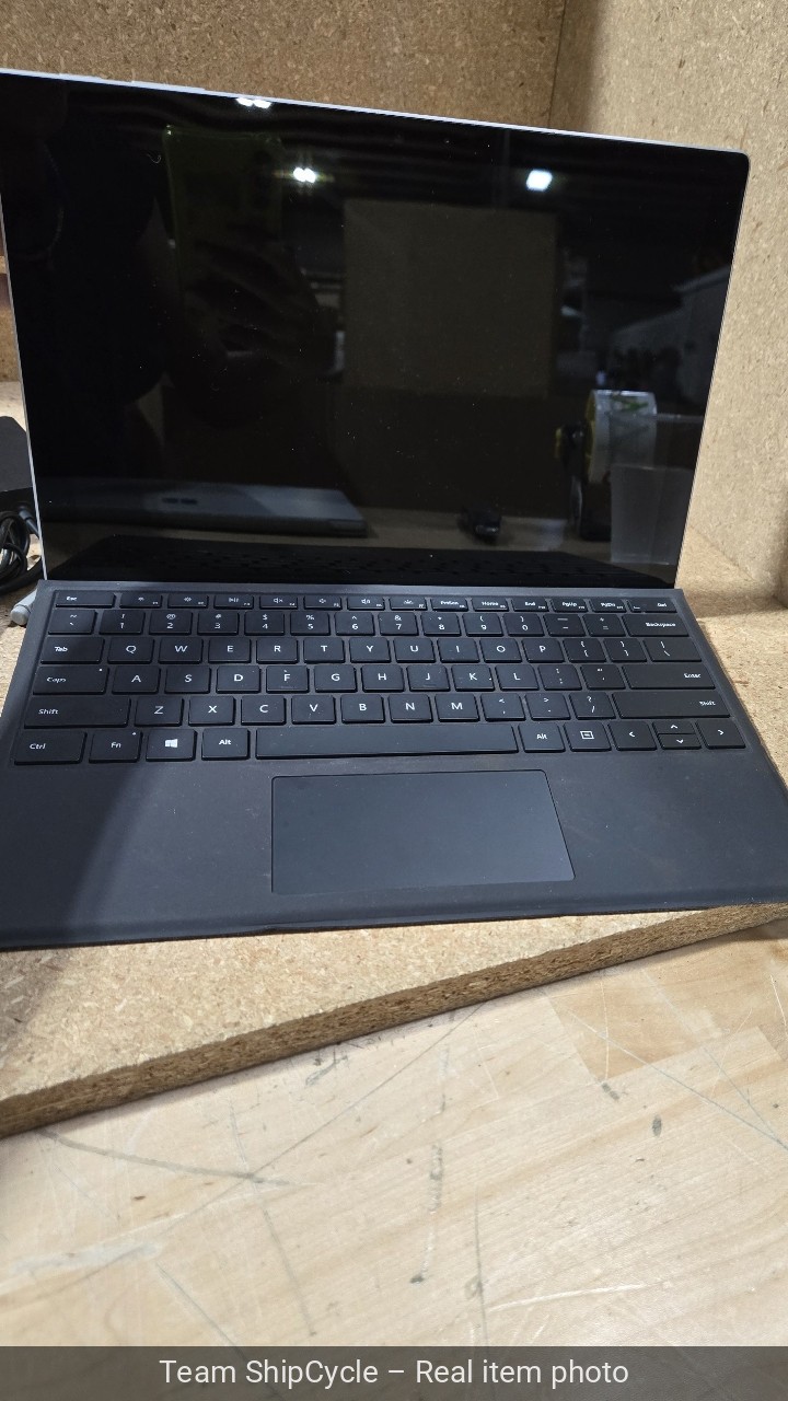 U49558 Microsoft Surface Pro LTE 123 26 GHz i57300U 8GB RAM 256GB Acces G2U