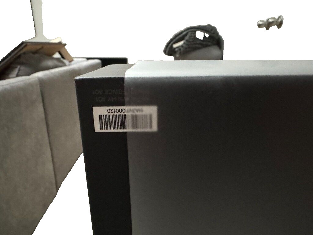 BRAND NEW (Sealed) DELL XPS 15 (9530) 15.6″ OLED Laptop Core i9 2TB