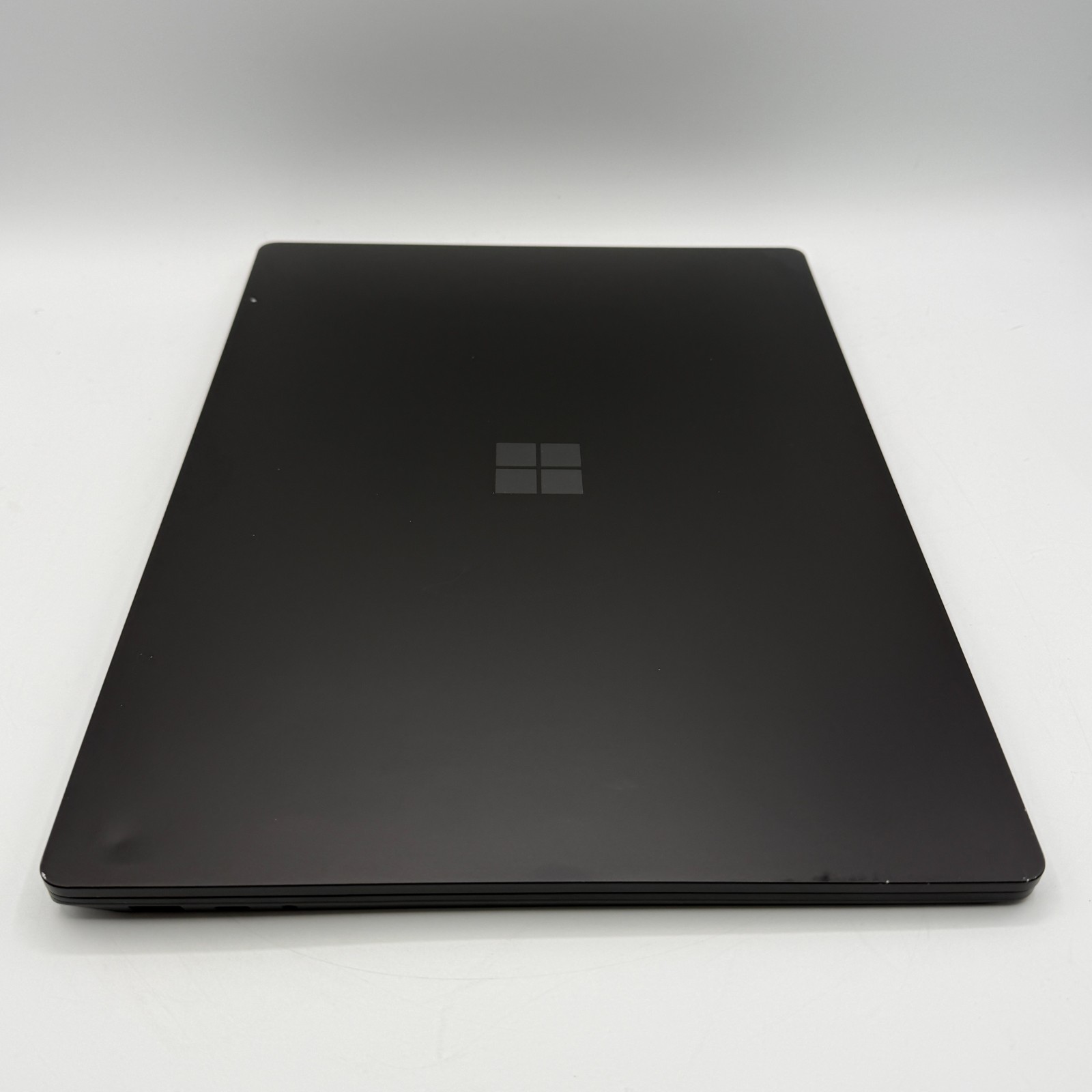 Microsoft Surface Laptop 3 15″ i7-1065G7 32GB RAM 1TB SSD Winвdows 11 Pro Black