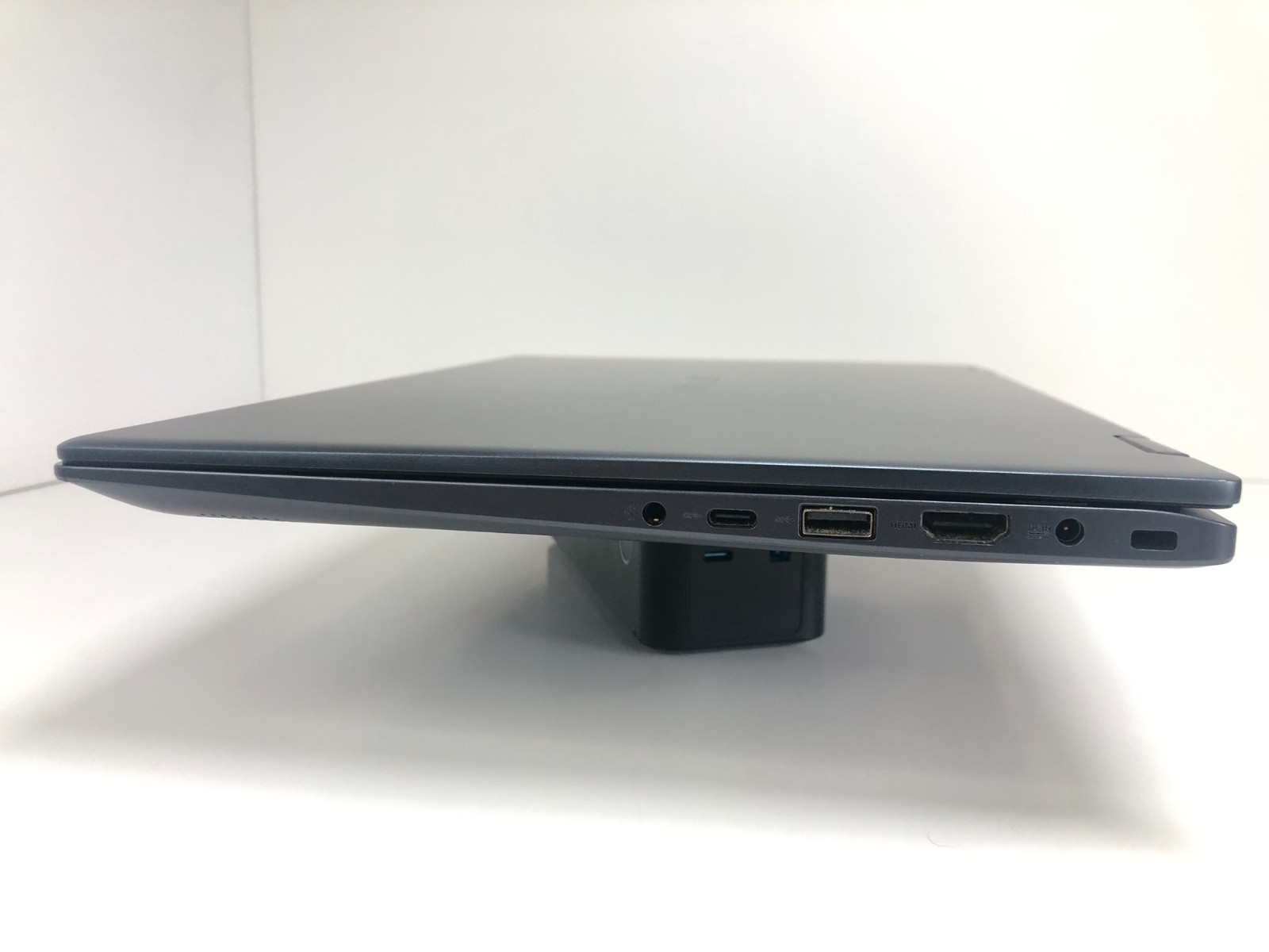 ASUS VivoBook Flip TP412F 14″ i3-8145U 4GB RAM 128GB SSD (Used)