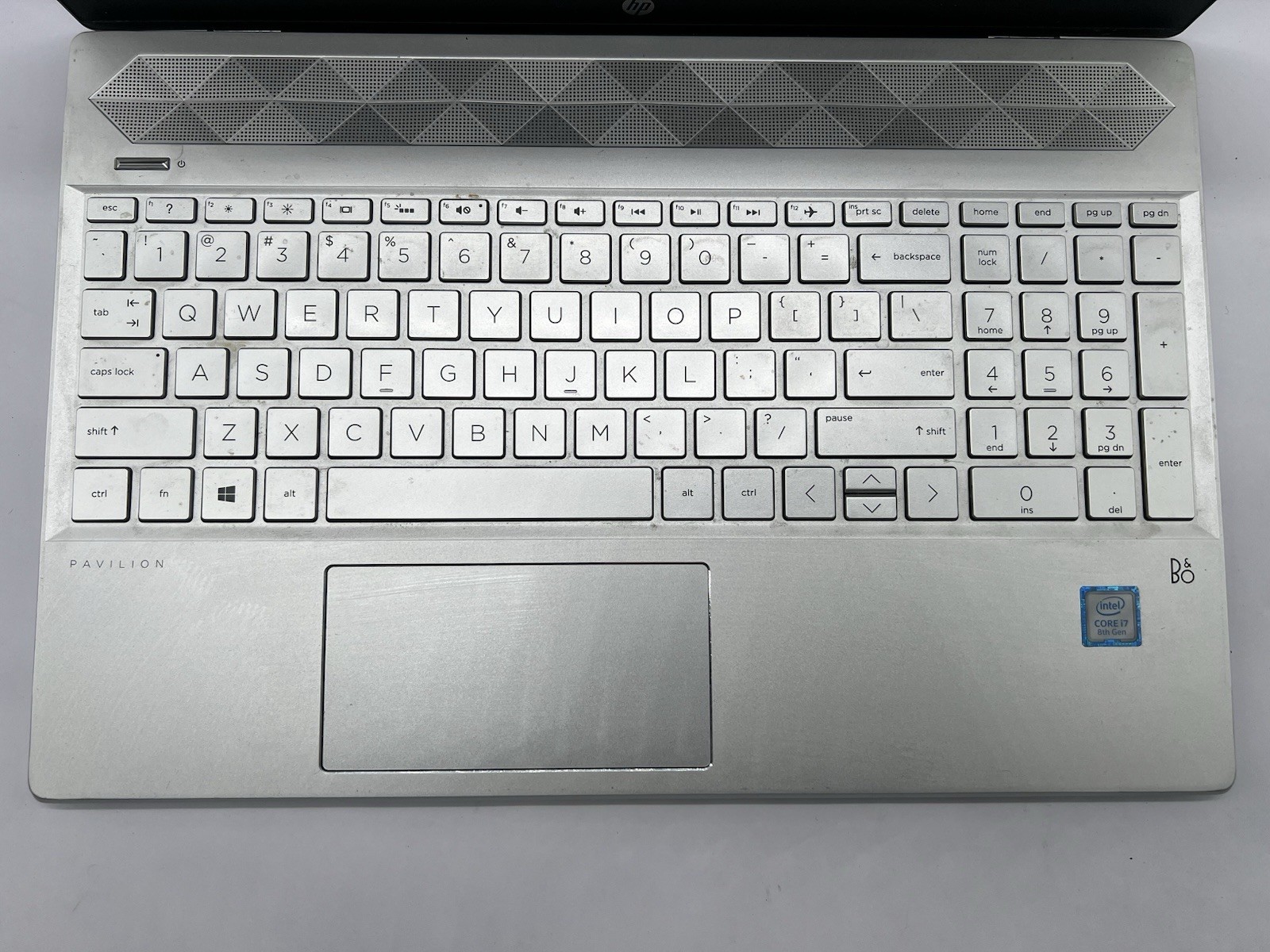 HP Pavilion 15-cs0085cl, i7-8550U, 4GB RAM, 1TB SATA, 256 GB SSD-No OS/AC