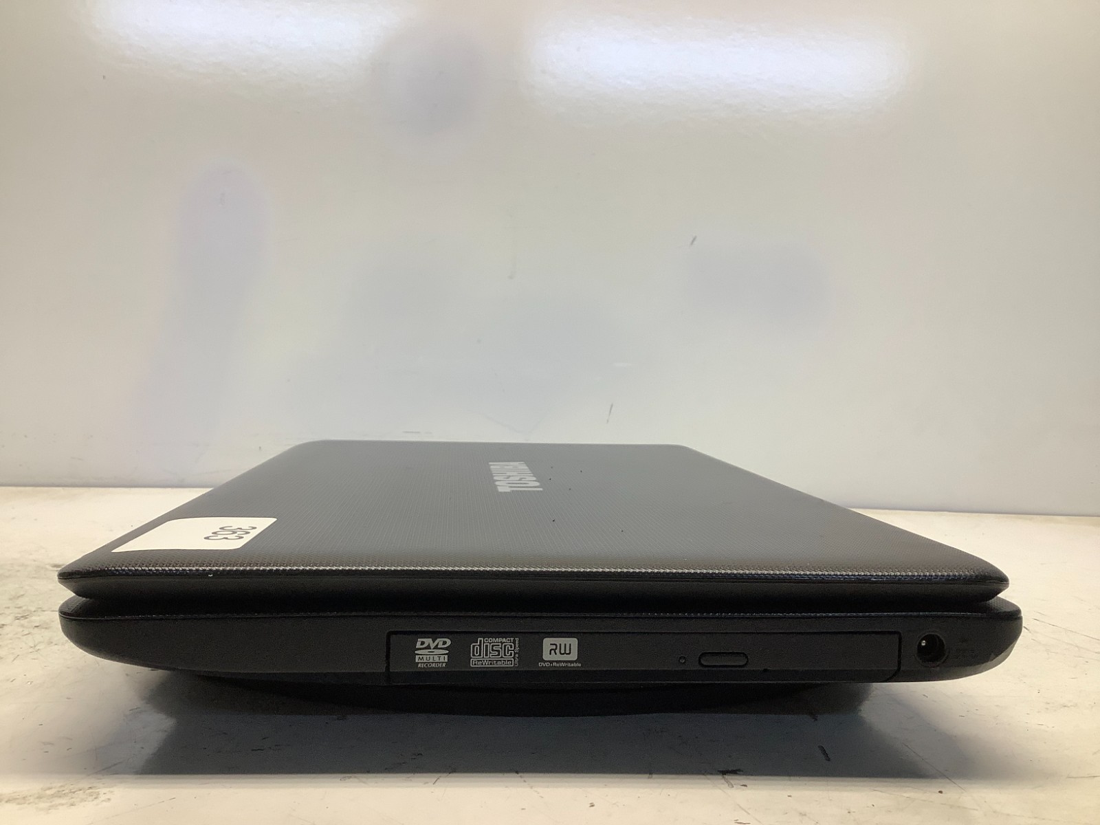 Toshiba Satellite C655D-S5084 AMD Athlon II P340 2.2GHz 1 GB NO HDD