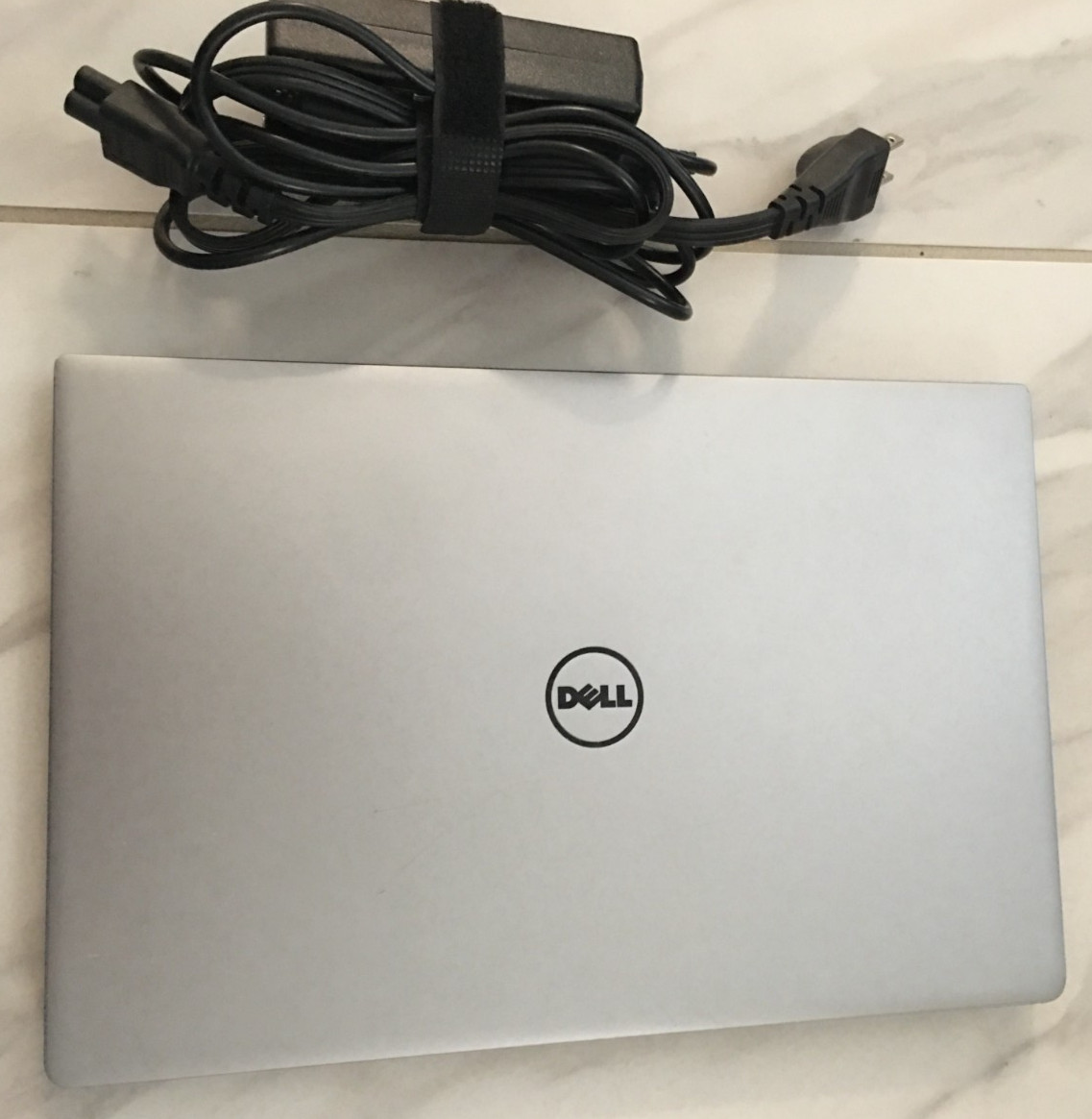 Dell XPS 13 Intel i5-7200U 2.5GHZ, 256GB NVMe, 8GB RAM, Win11 Office 2024