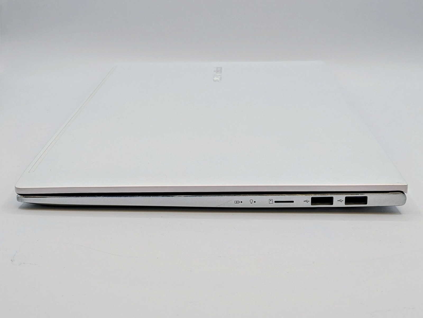ASUS VivoBook S533EA 15″ FHD I5-1135G7 512GB SSD 8GB W11 Backlit FP Reader
