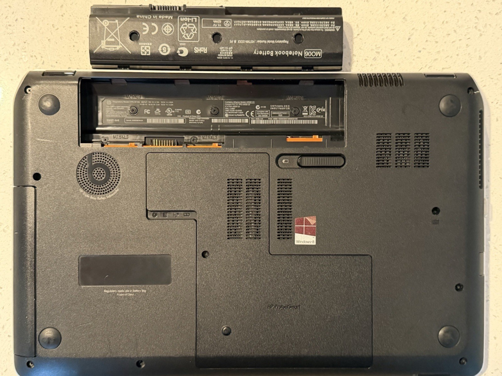 HP ENVY dv6 Notebook AMD A8-4500 1900MHz 16GB