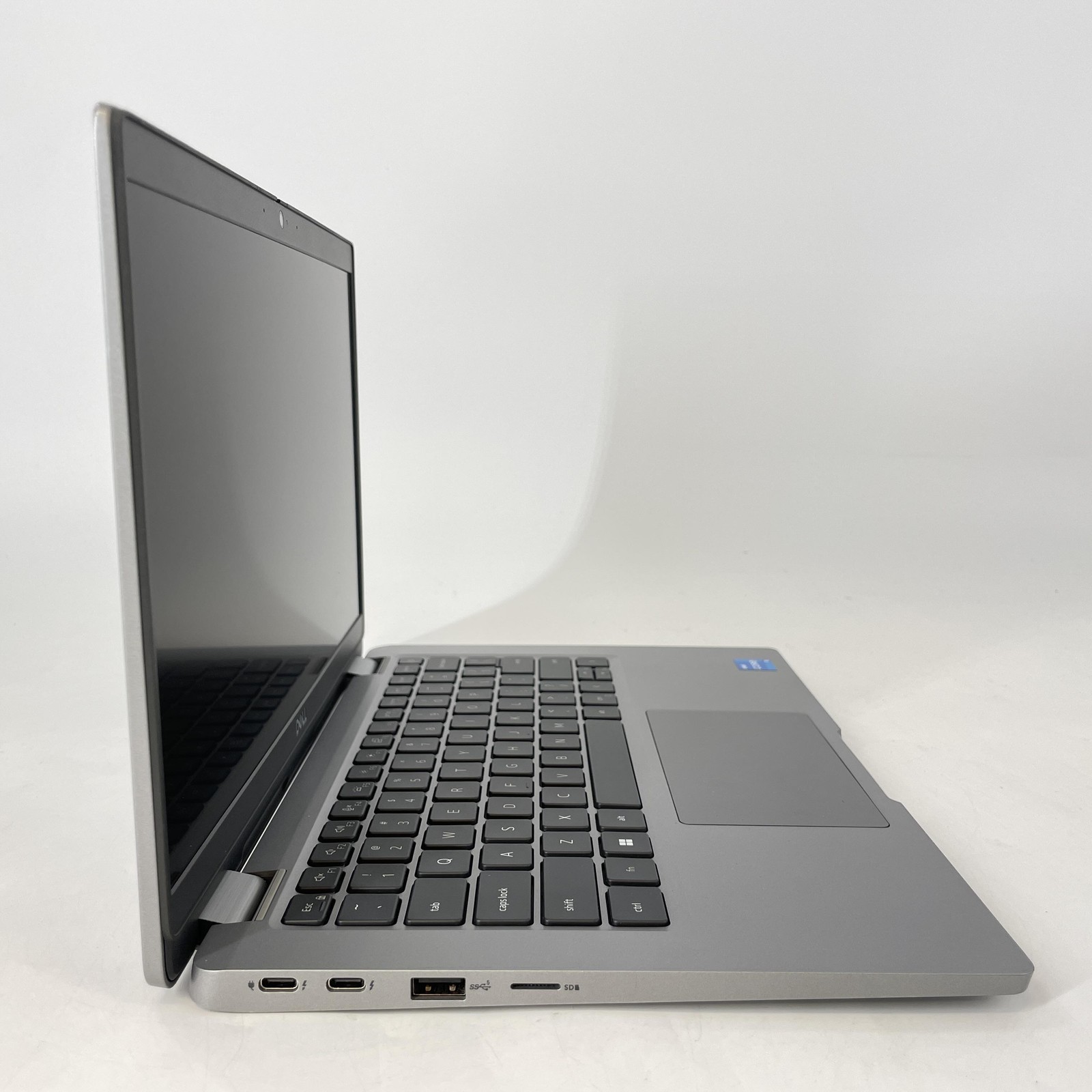 Dell Latitude 5330 13.3 FHD 1.6 GHz i5-1245U 16GB 512GB SSD Excellent