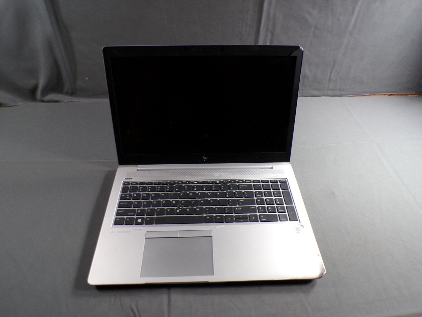 HP ELITEBOOK 755 G5 AMD RYZEN 7 PRO 2700W RADEON VEGA MOBILE GIX 4GB RAM