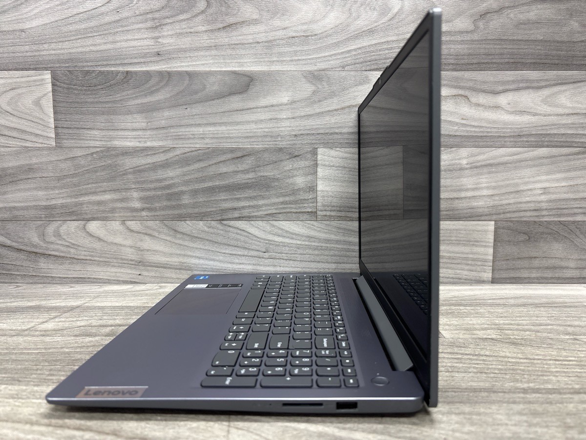 Lenovo IdeaPad 3i 15″ i3-N305 8GB RAM 256GB SSD Laptop (A1D032021)
